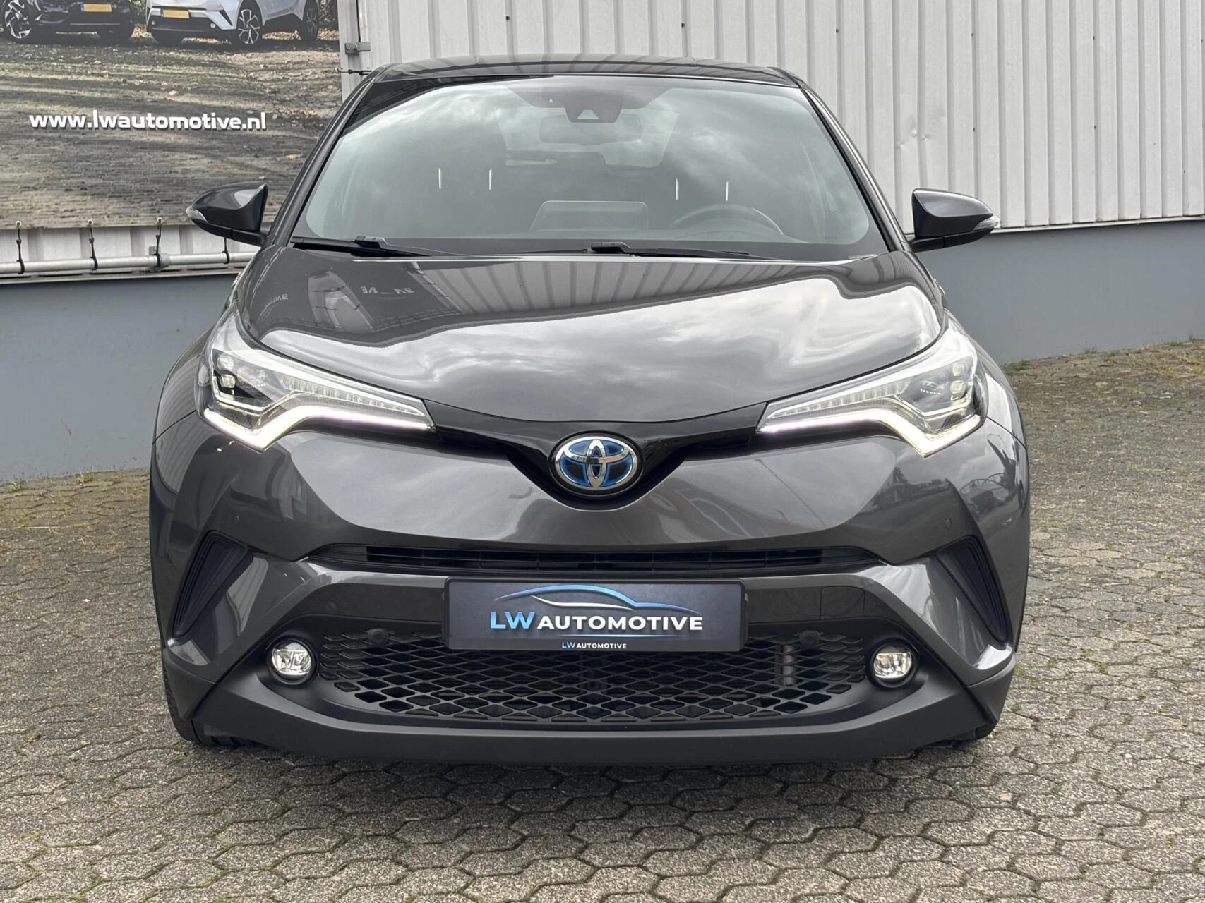 Hoofdafbeelding Toyota C-HR