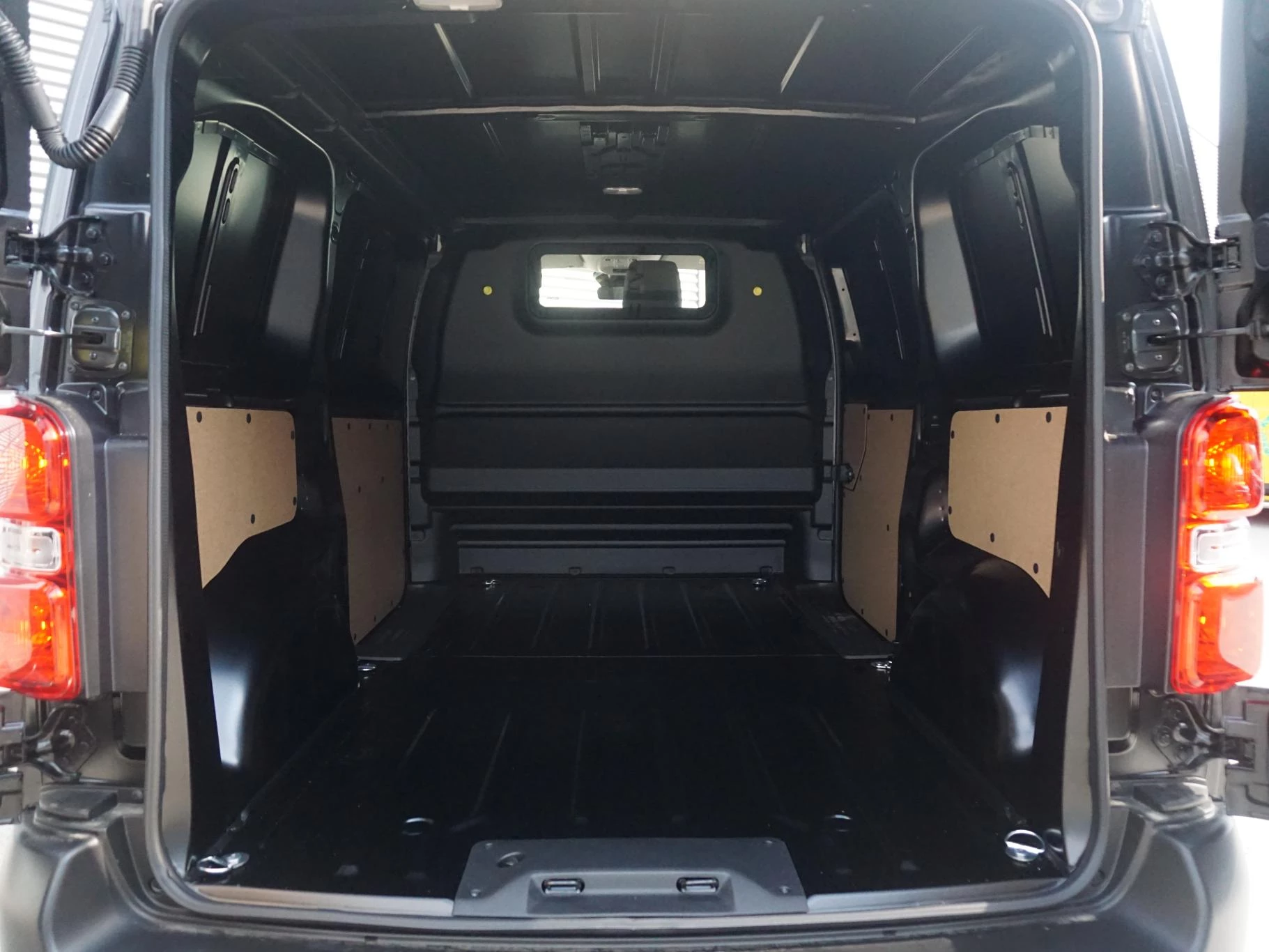 Hoofdafbeelding Opel Vivaro-e