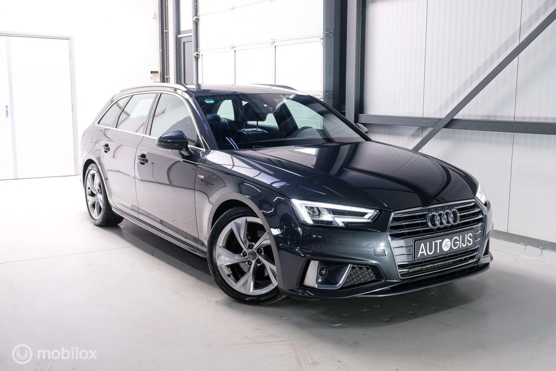 Hoofdafbeelding Audi A4