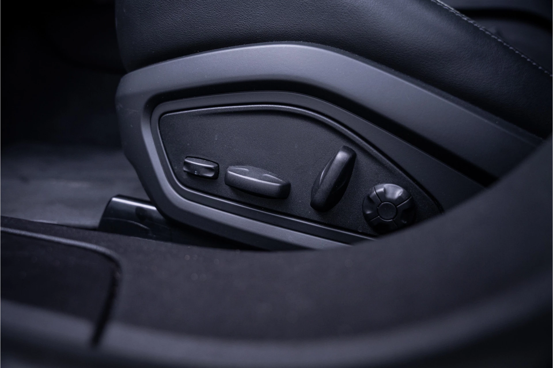 Hoofdafbeelding Porsche Taycan