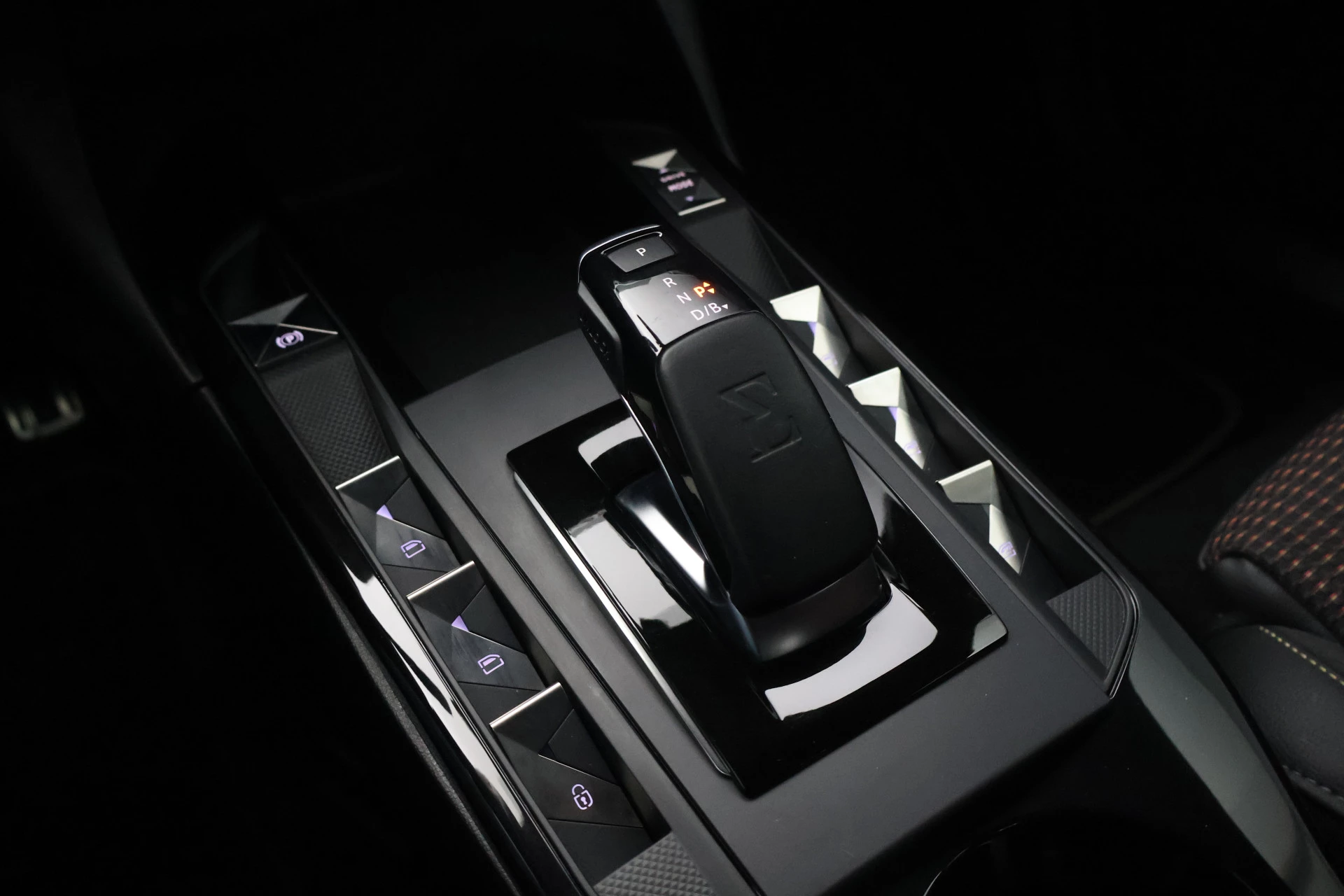 Hoofdafbeelding DS DS 3