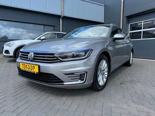 Hoofdafbeelding Volkswagen Passat Volkswagen Passat Variant 1.4 TSi PHEV GTE Highline Camera Leder