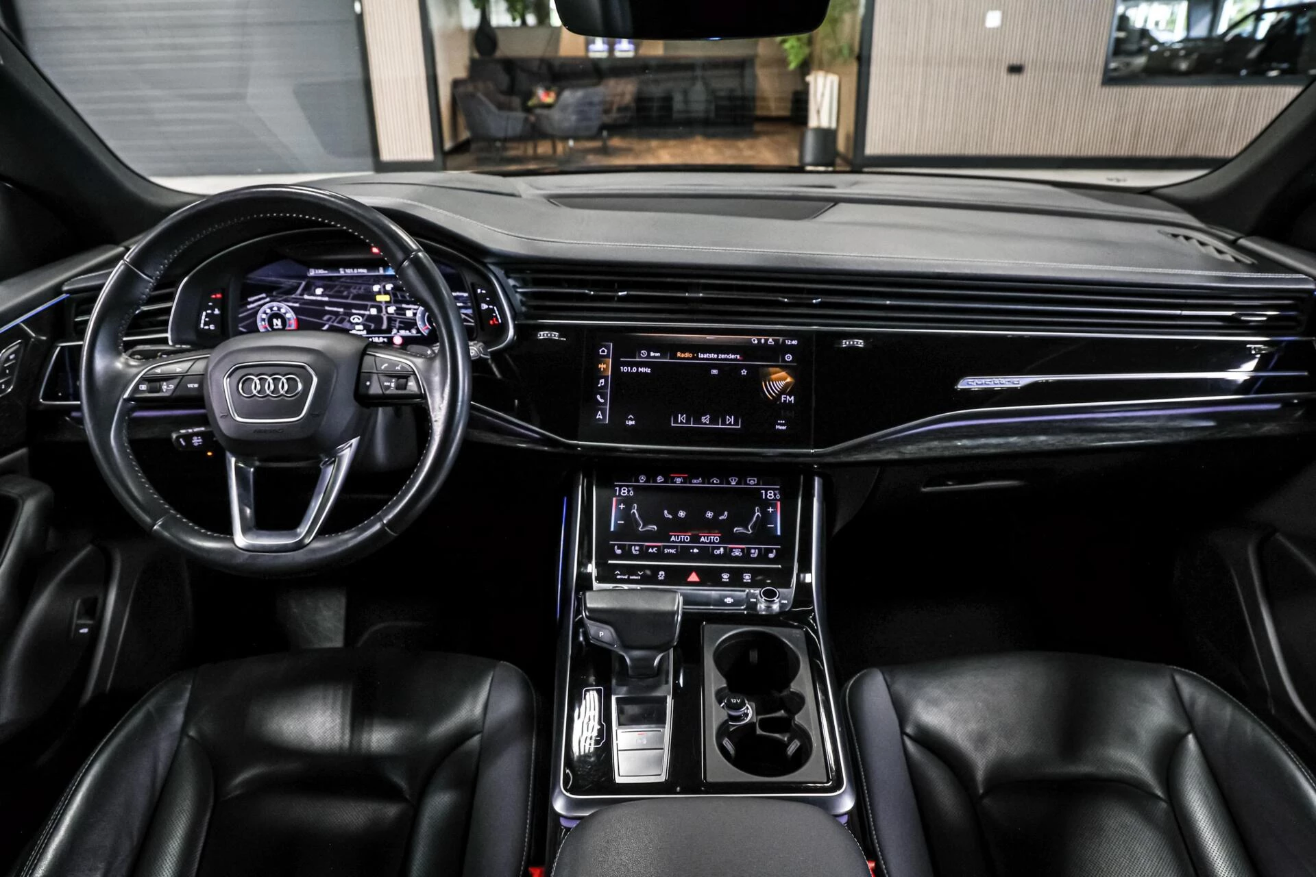 Hoofdafbeelding Audi Q8