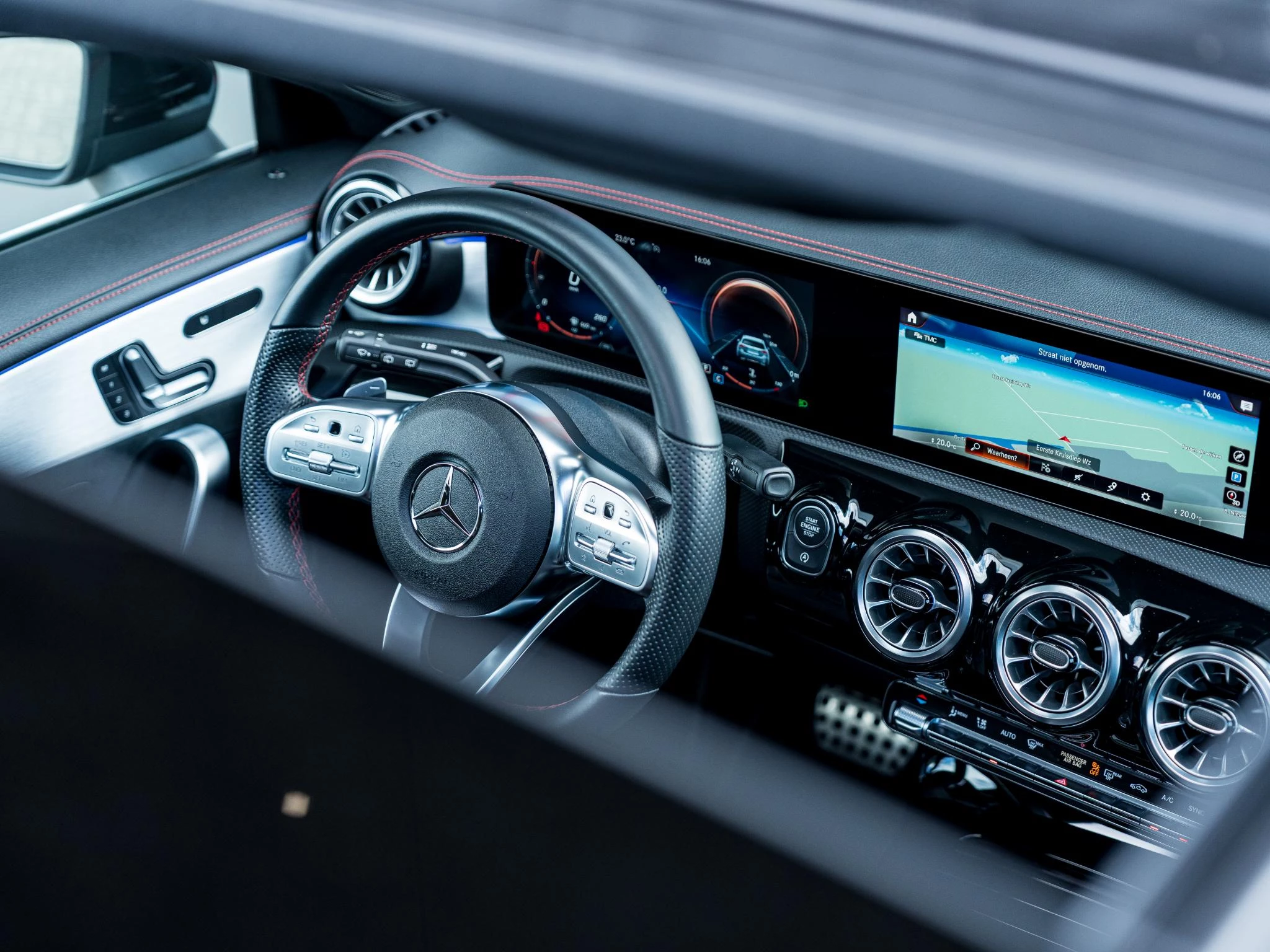 Hoofdafbeelding Mercedes-Benz CLA