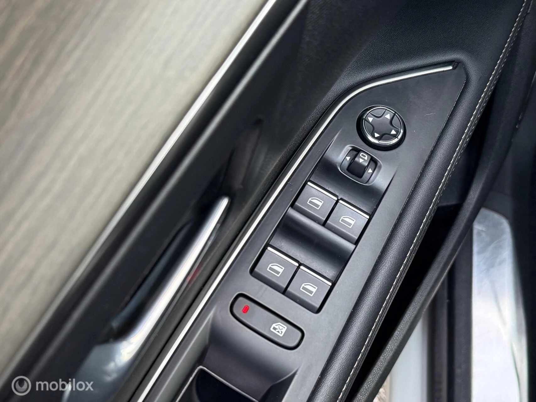 Hoofdafbeelding Peugeot 5008