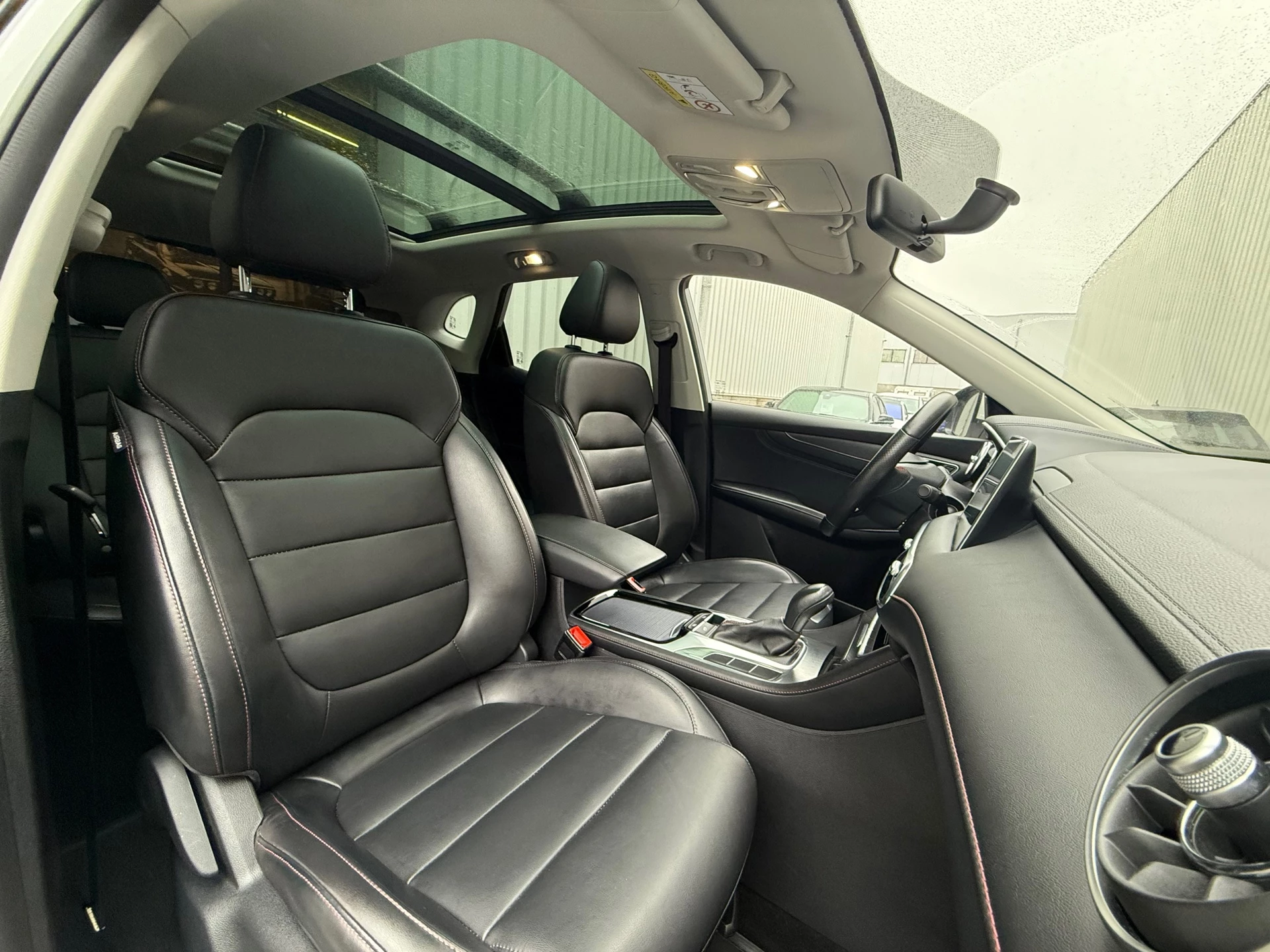 Hoofdafbeelding MG HS