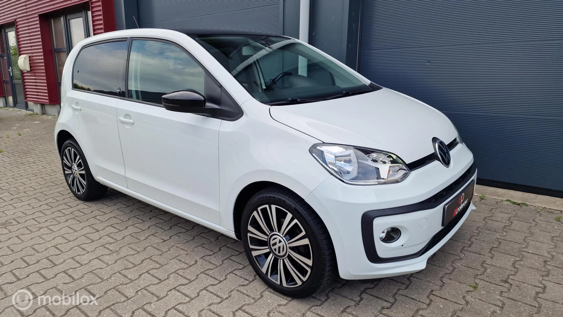 Hoofdafbeelding Volkswagen up!