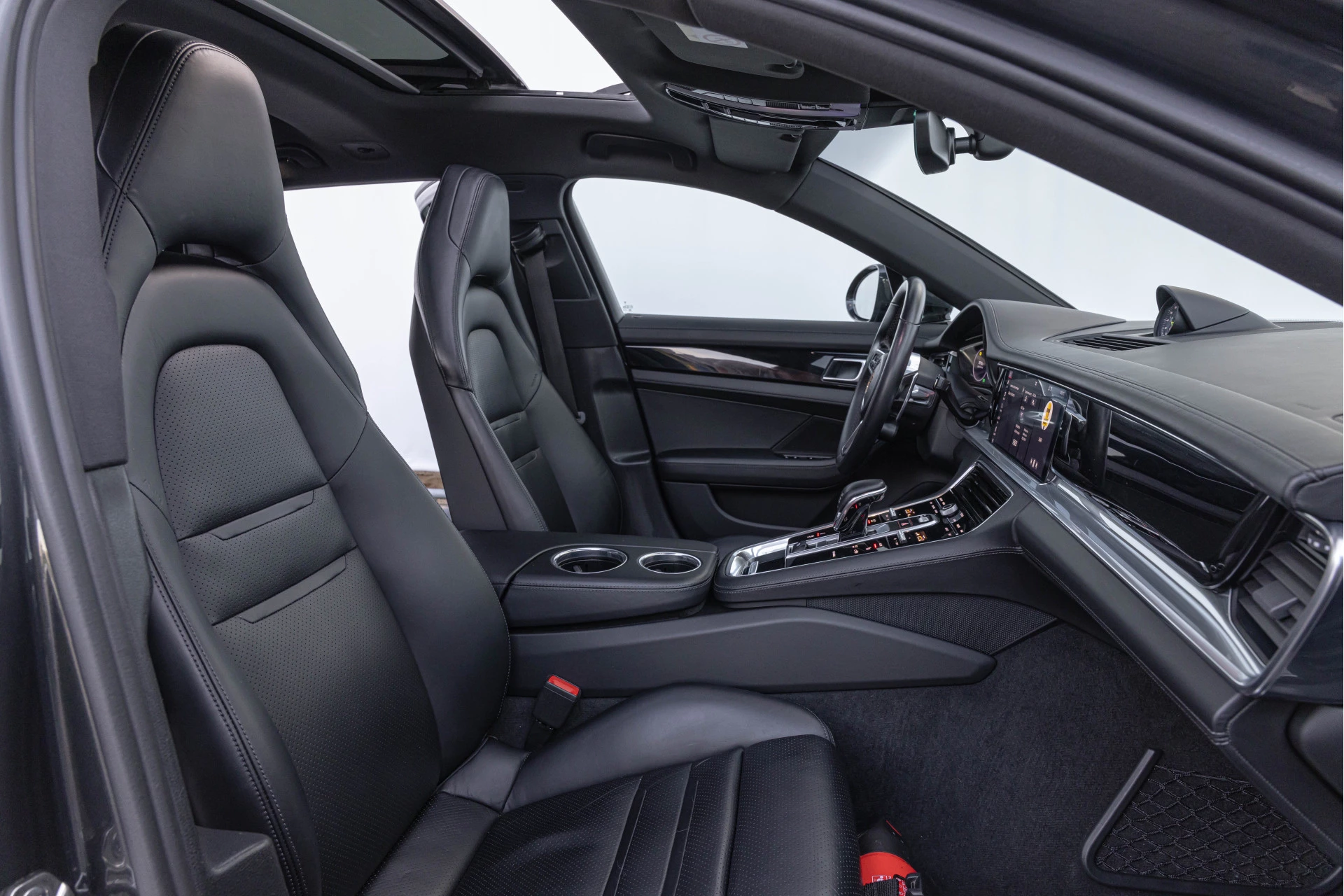 Hoofdafbeelding Porsche Panamera