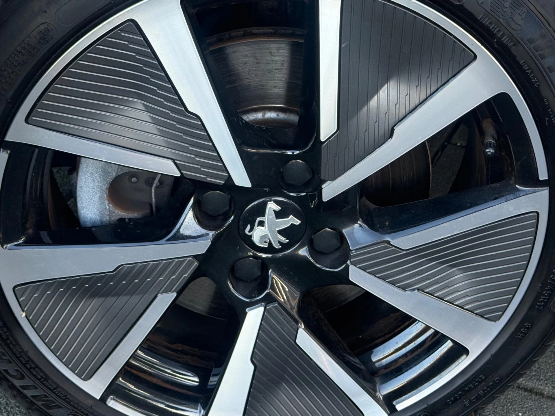 Hoofdafbeelding Peugeot e-208