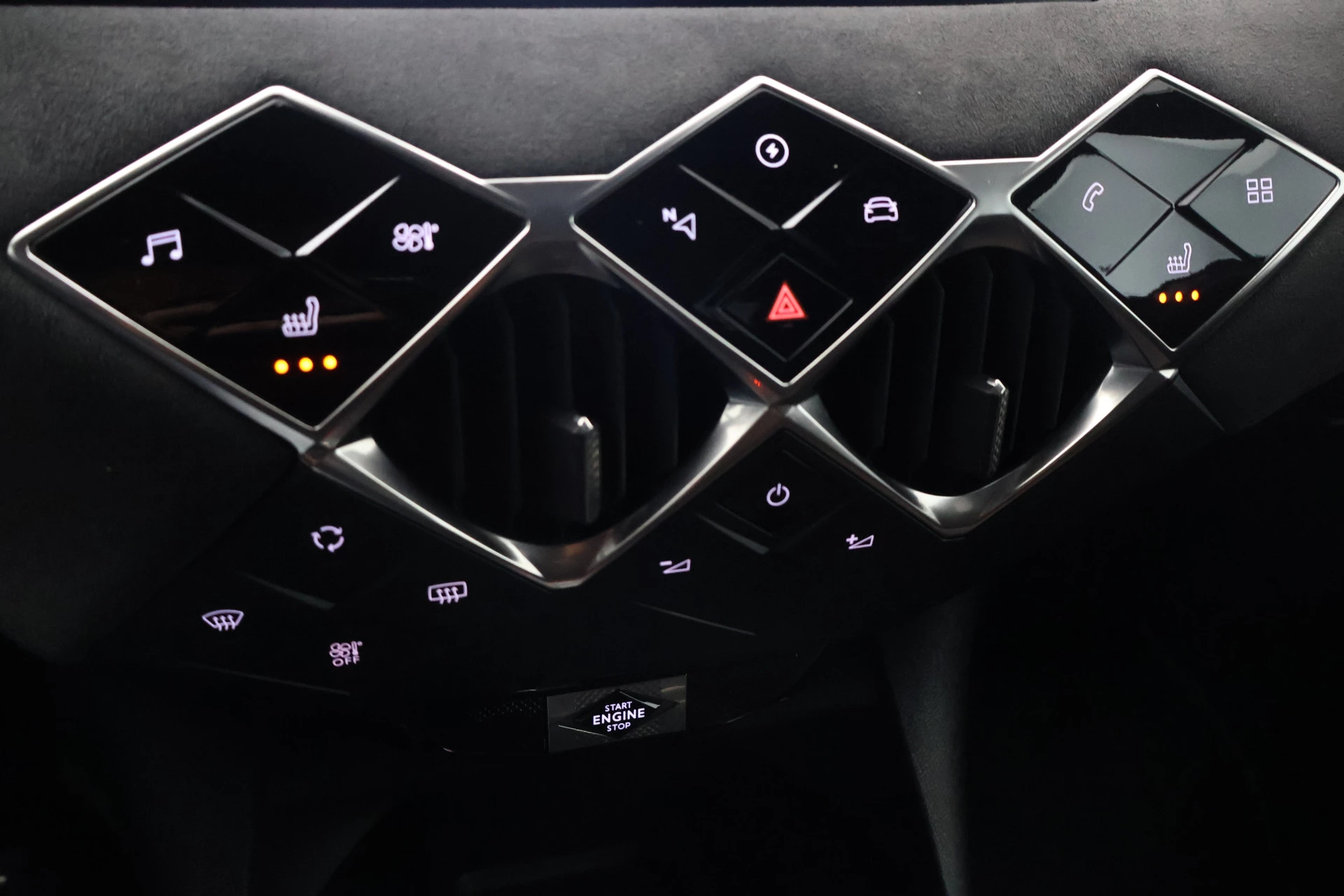 Hoofdafbeelding DS DS 3