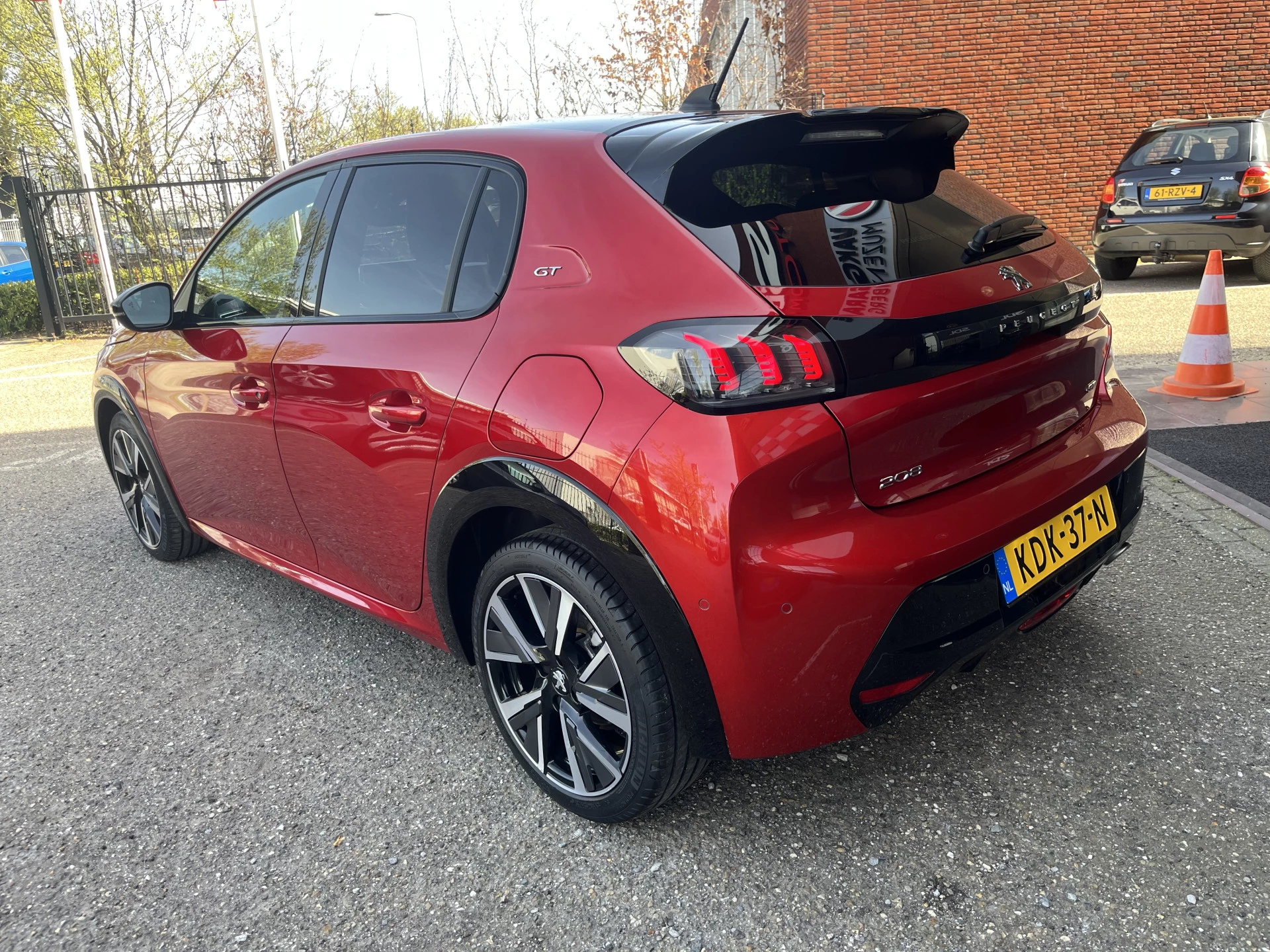 Hoofdafbeelding Peugeot 208