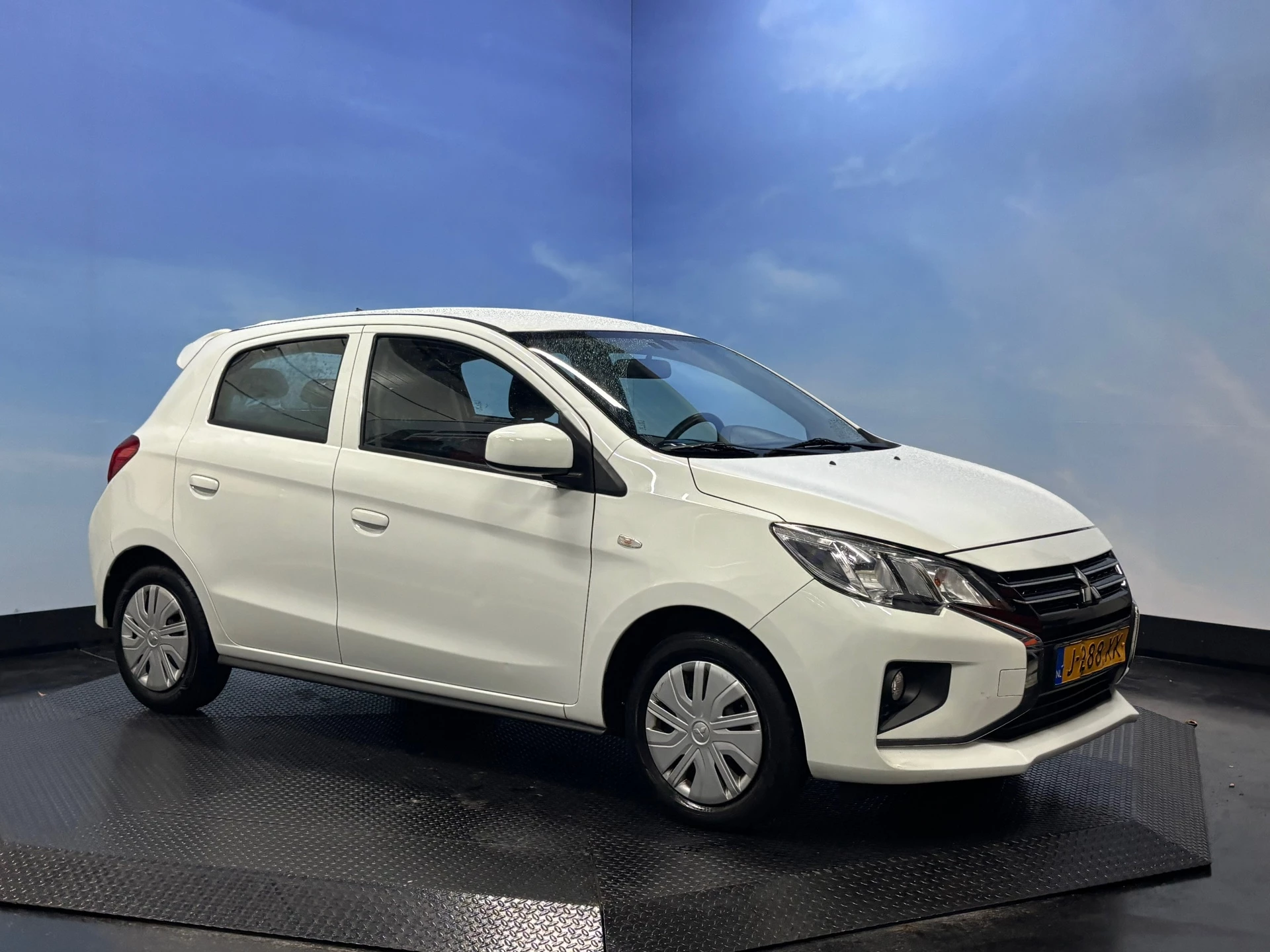 Hoofdafbeelding Mitsubishi Space Star