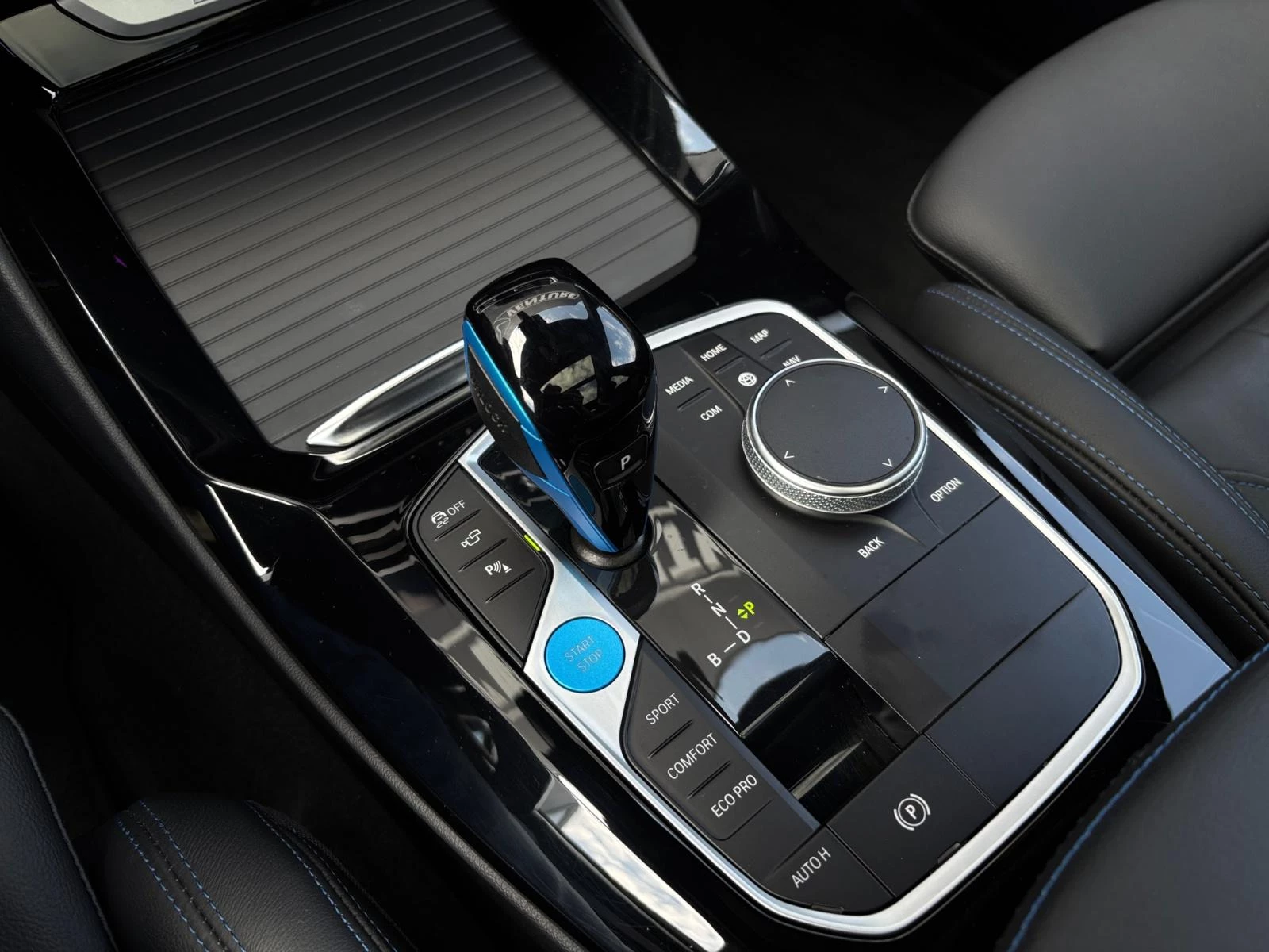 Hoofdafbeelding BMW iX3