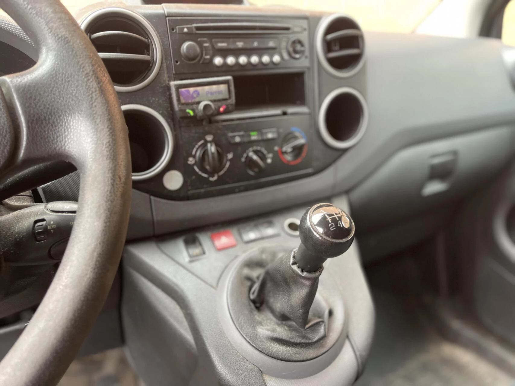 Hoofdafbeelding Peugeot Partner