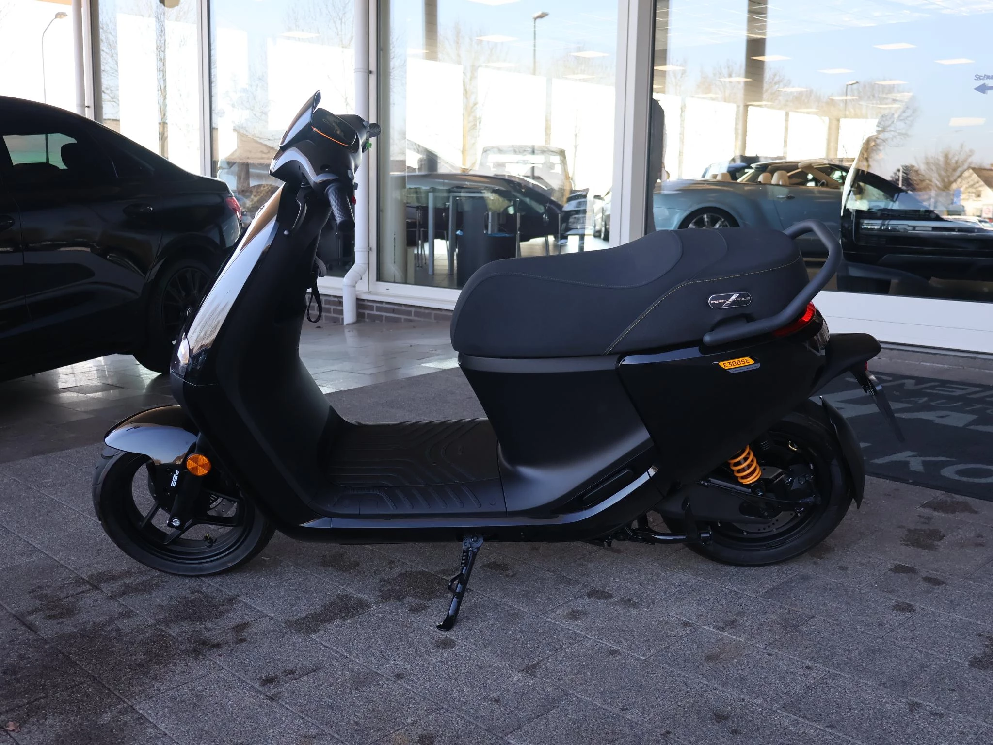 Hoofdafbeelding Segway E300SE