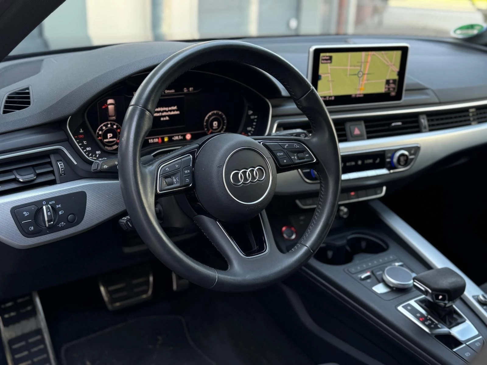 Hoofdafbeelding Audi A4