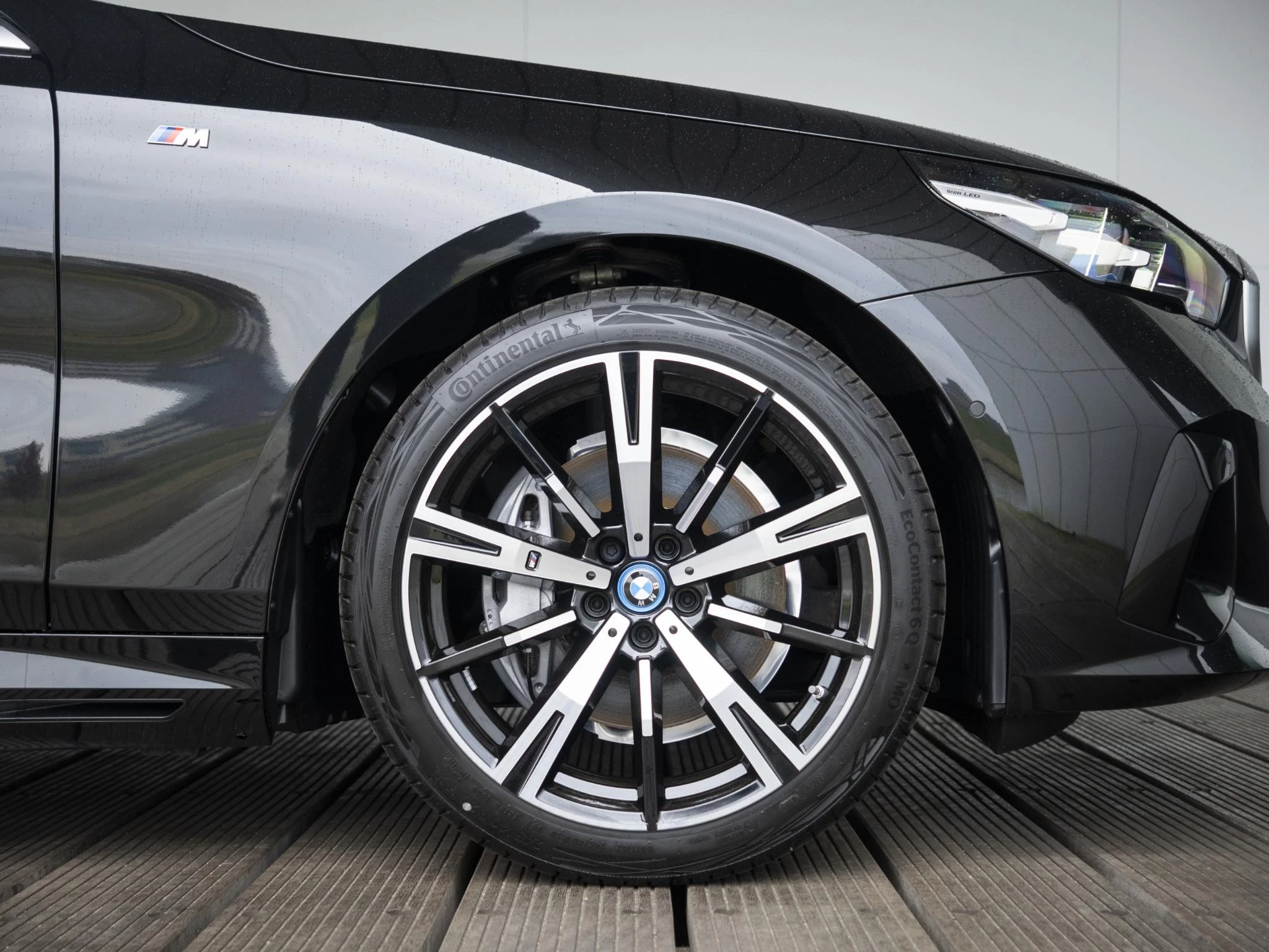 Hoofdafbeelding BMW i5