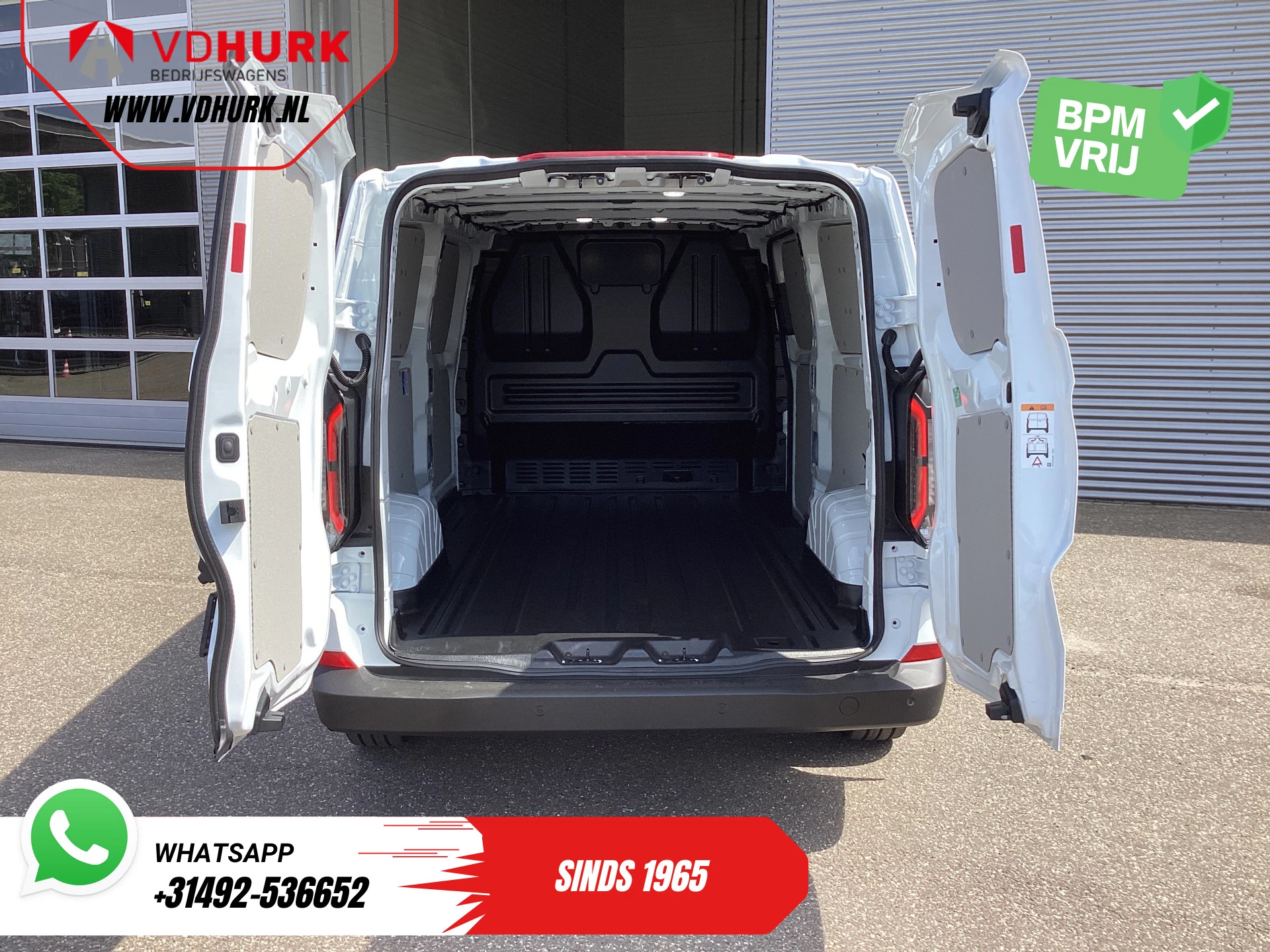 Hoofdafbeelding Ford E-Transit Custom