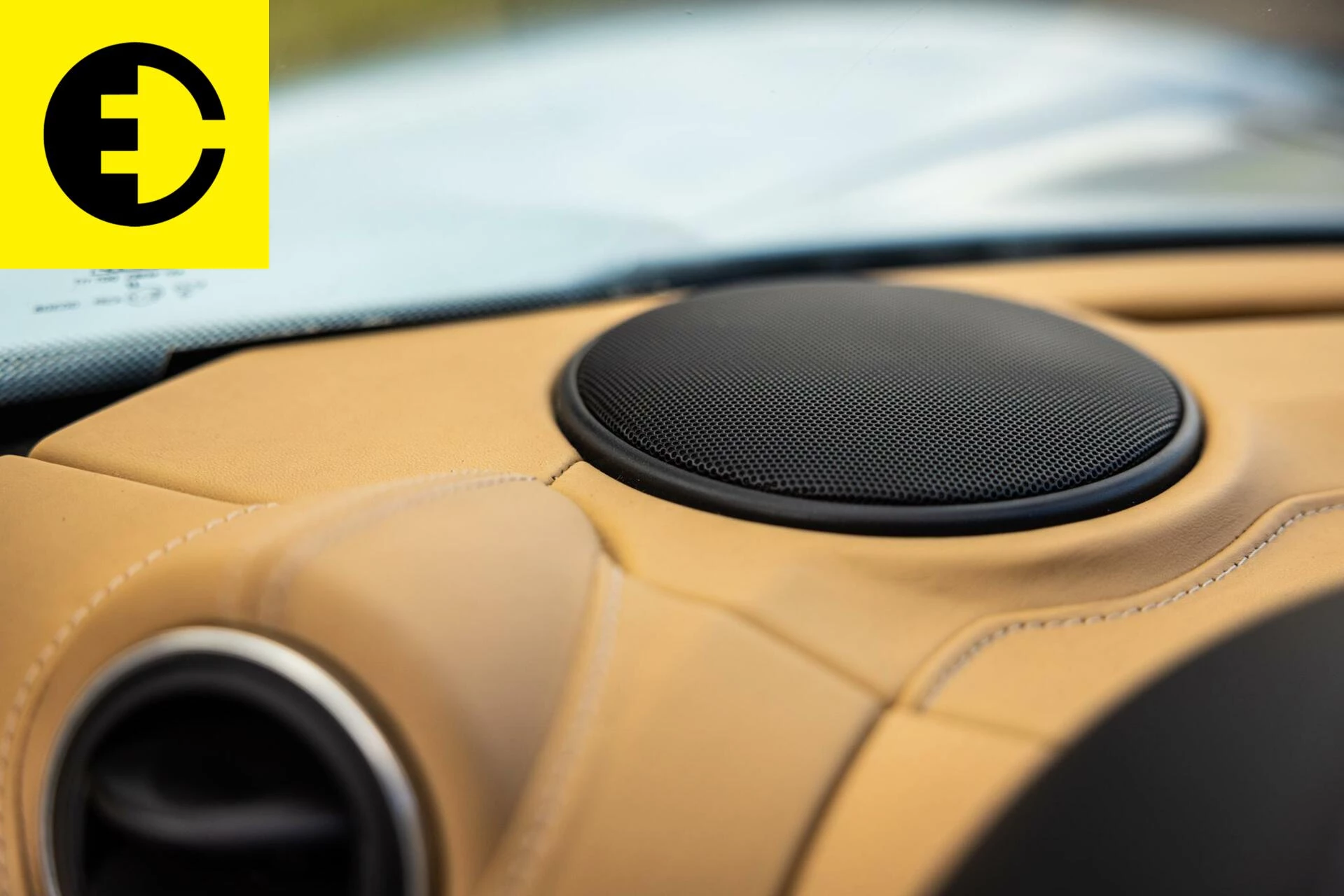 Hoofdafbeelding Tesla Roadster