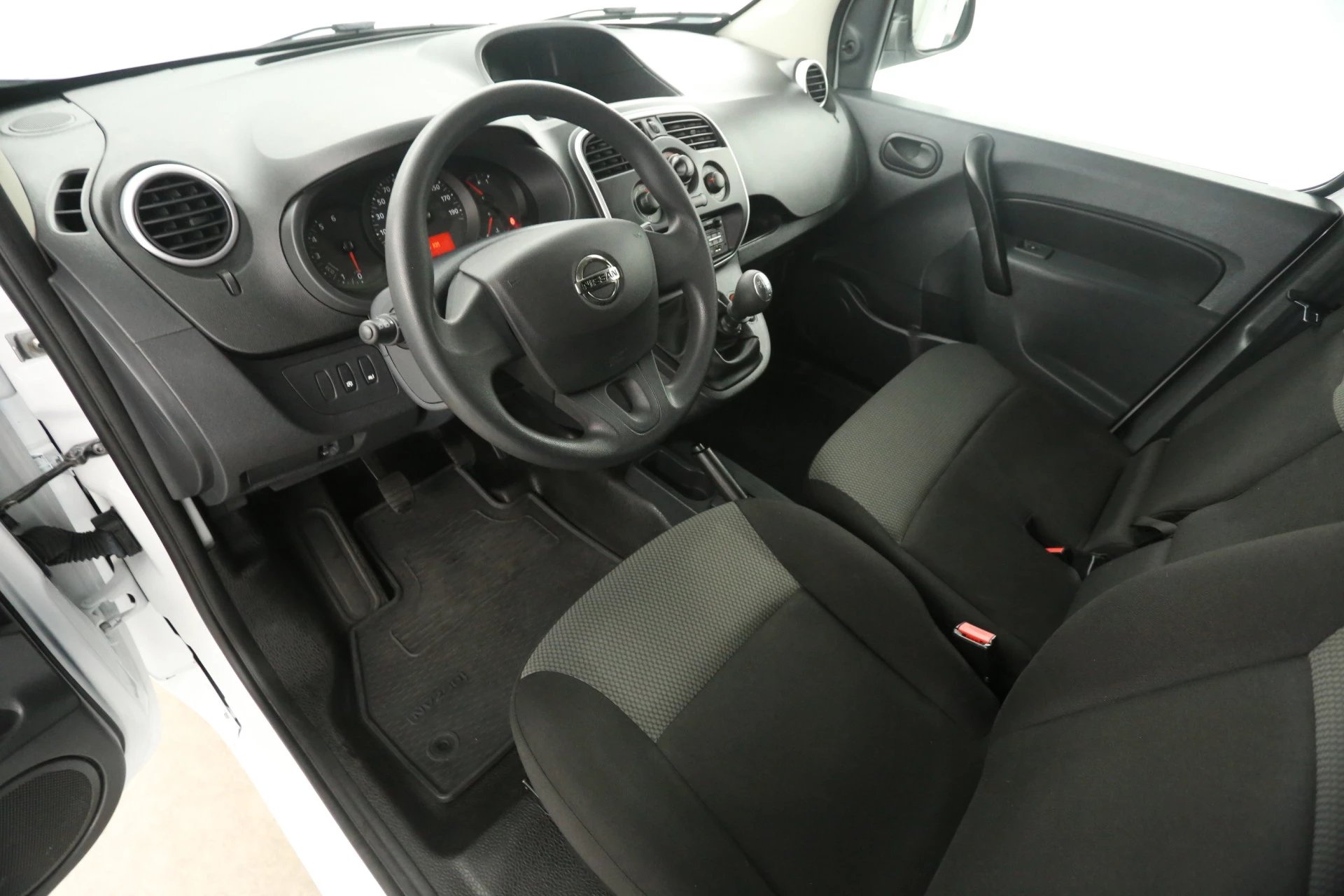 Hoofdafbeelding Nissan NV250