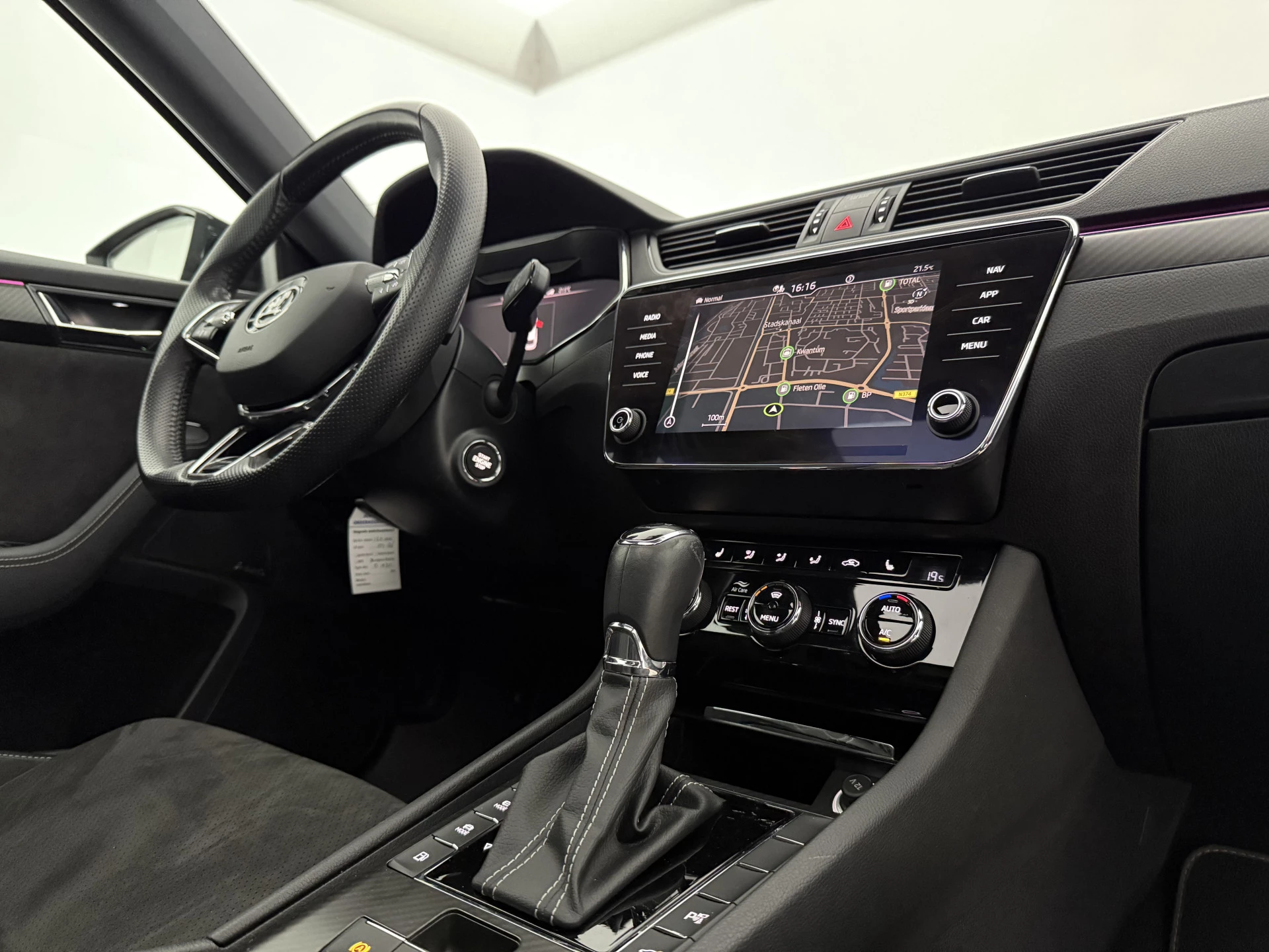 Hoofdafbeelding Škoda Superb