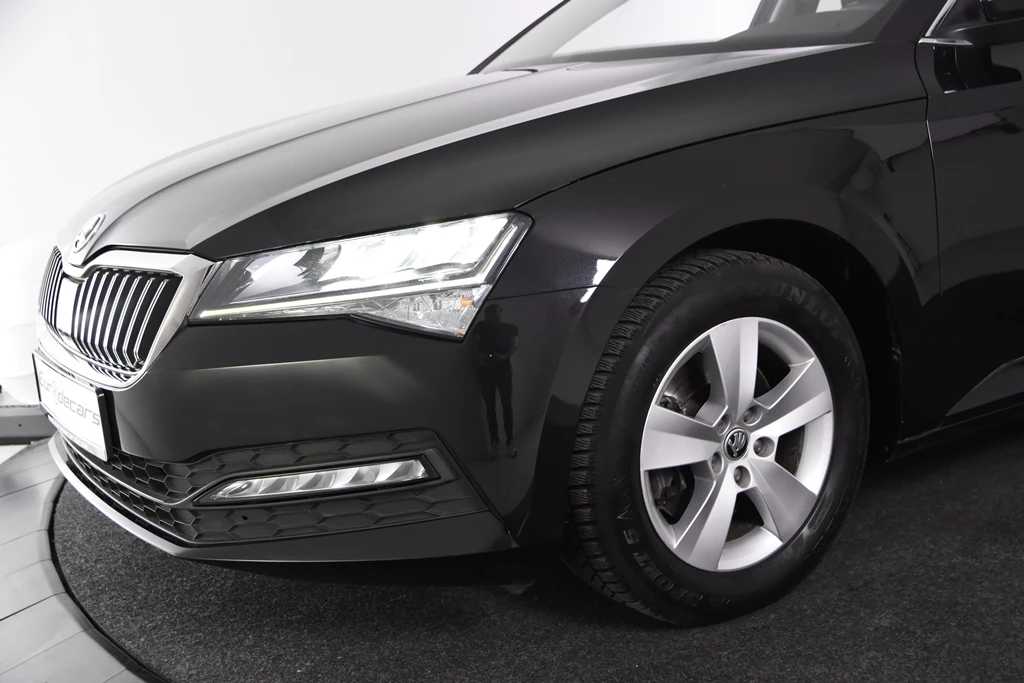 Hoofdafbeelding Škoda Superb