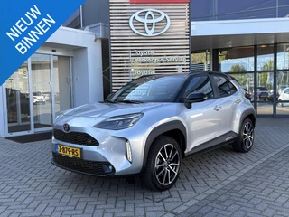 Toyota Yaris Cross 1.5 Hybrid 130 GR SPORT TREKHAAK NL-AUTO KEYLESS LM-VELGEN AD-CRUISE PARK-SENSOREN BLIND-SPOT STOELVERW APPLE/ANDROID DRAADLOOS-LADEN