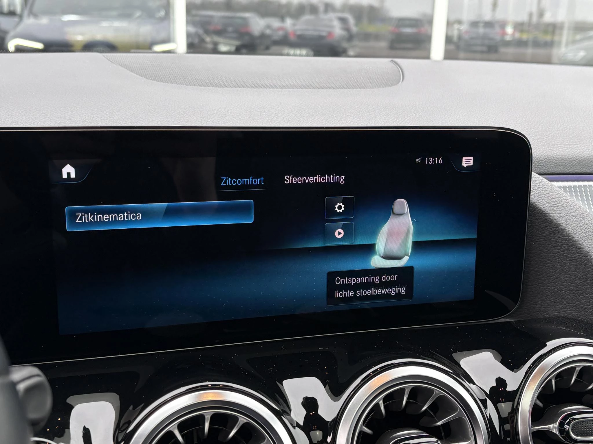 Hoofdafbeelding Mercedes-Benz EQA