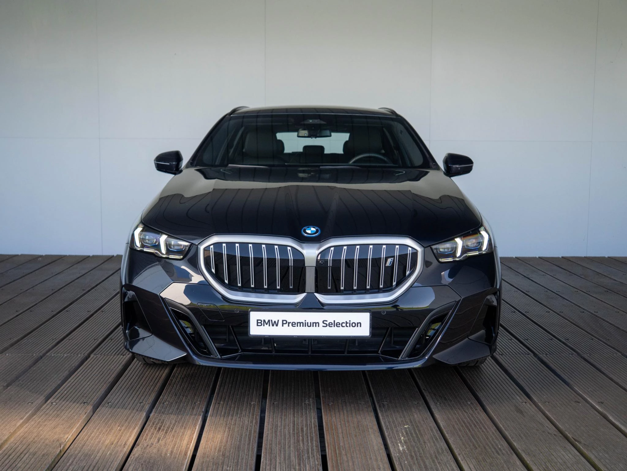 Hoofdafbeelding BMW i5