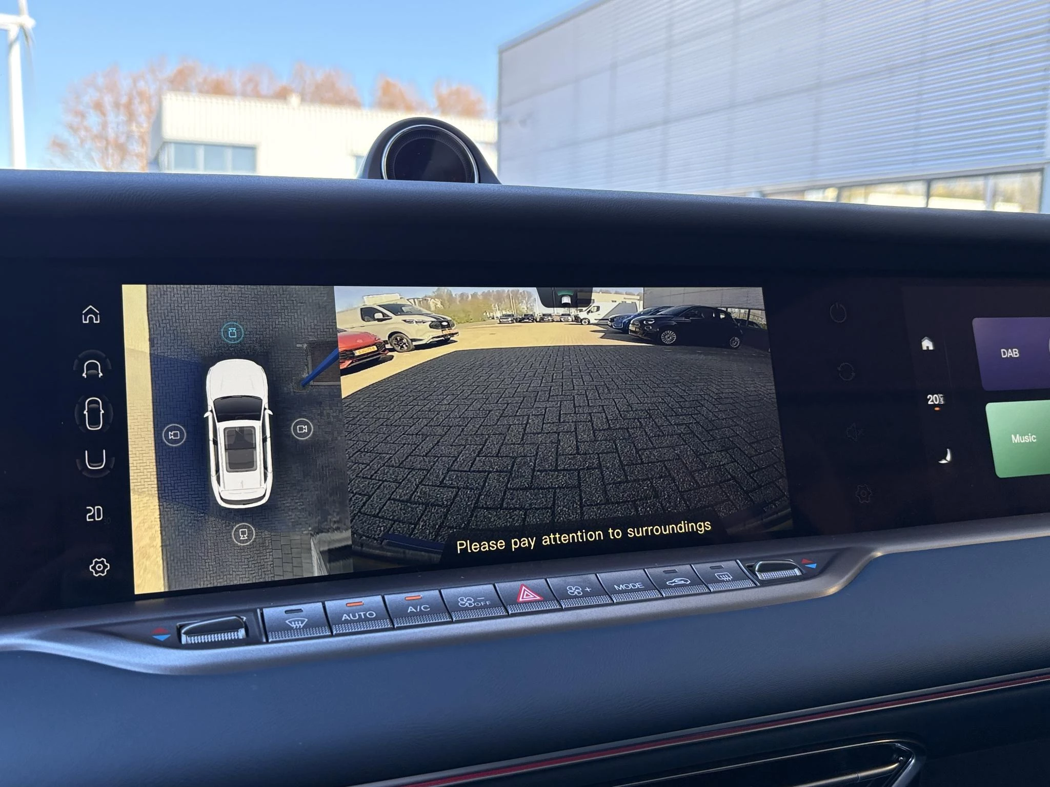 Hoofdafbeelding Voyah Free