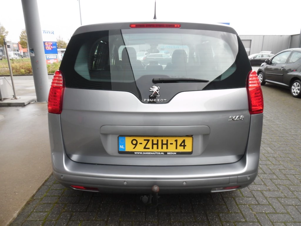 Hoofdafbeelding Peugeot 5008