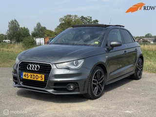 Audi A1 Sportback 1.2 TFSI Attraction Pano