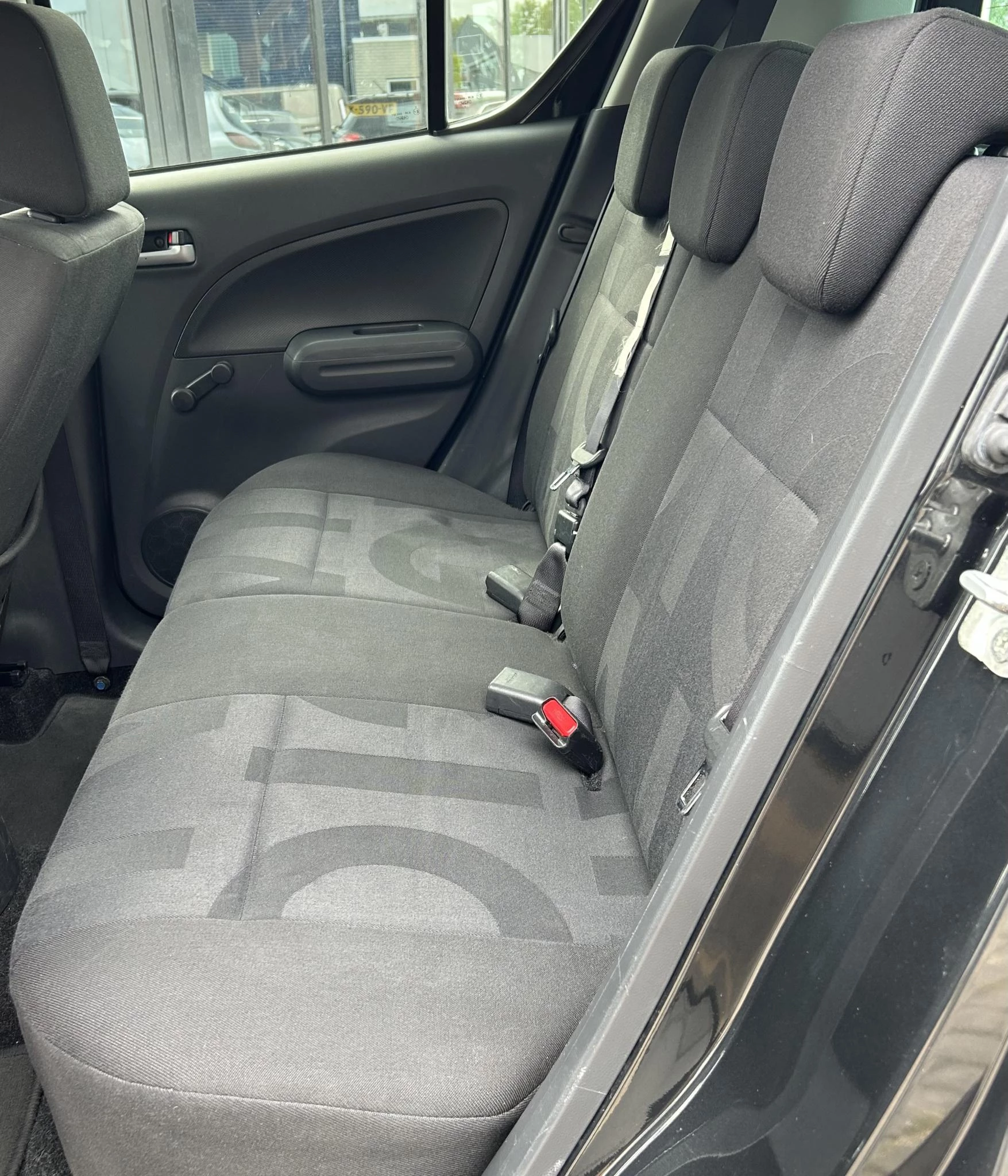 Hoofdafbeelding Opel Agila