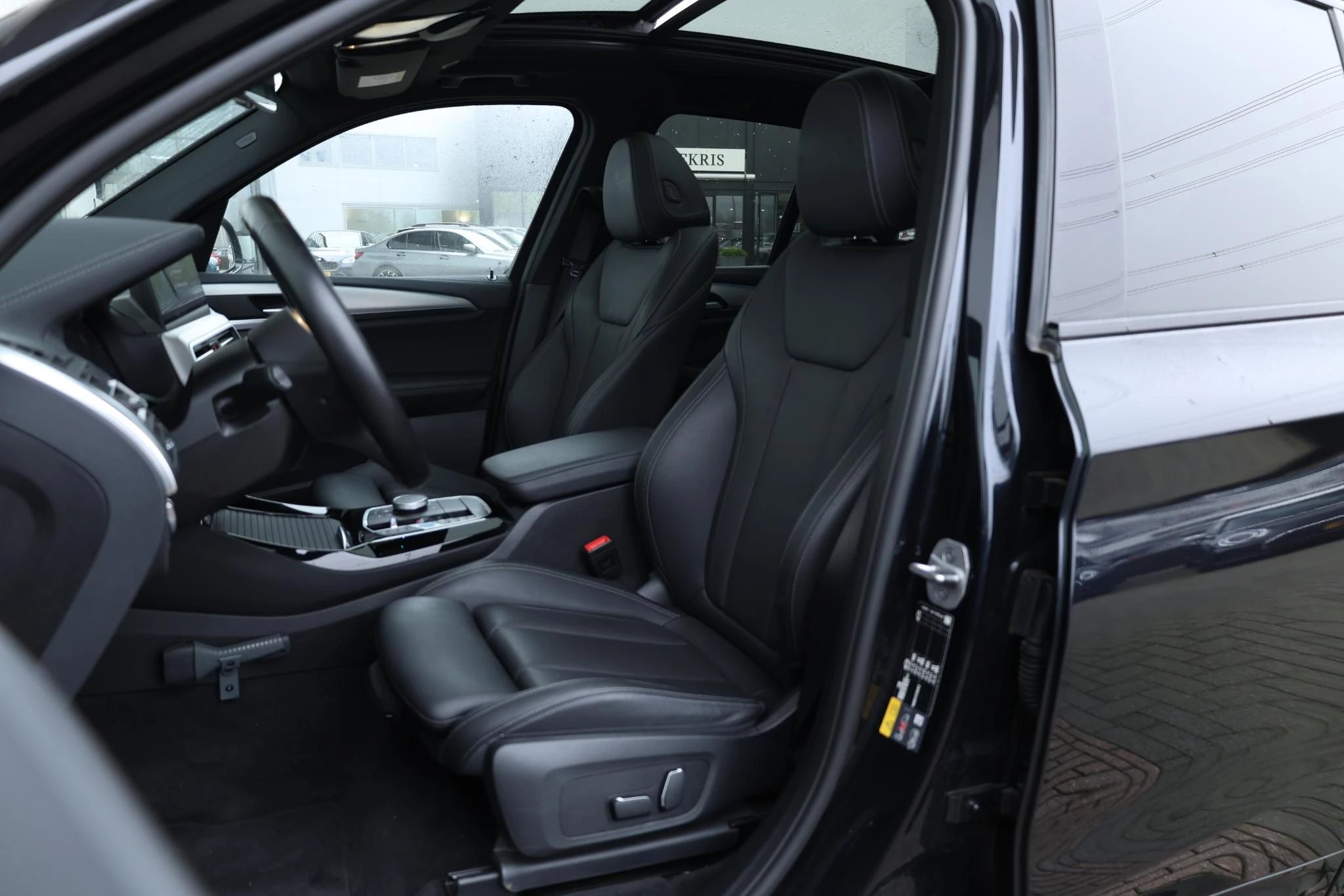 Hoofdafbeelding BMW iX3