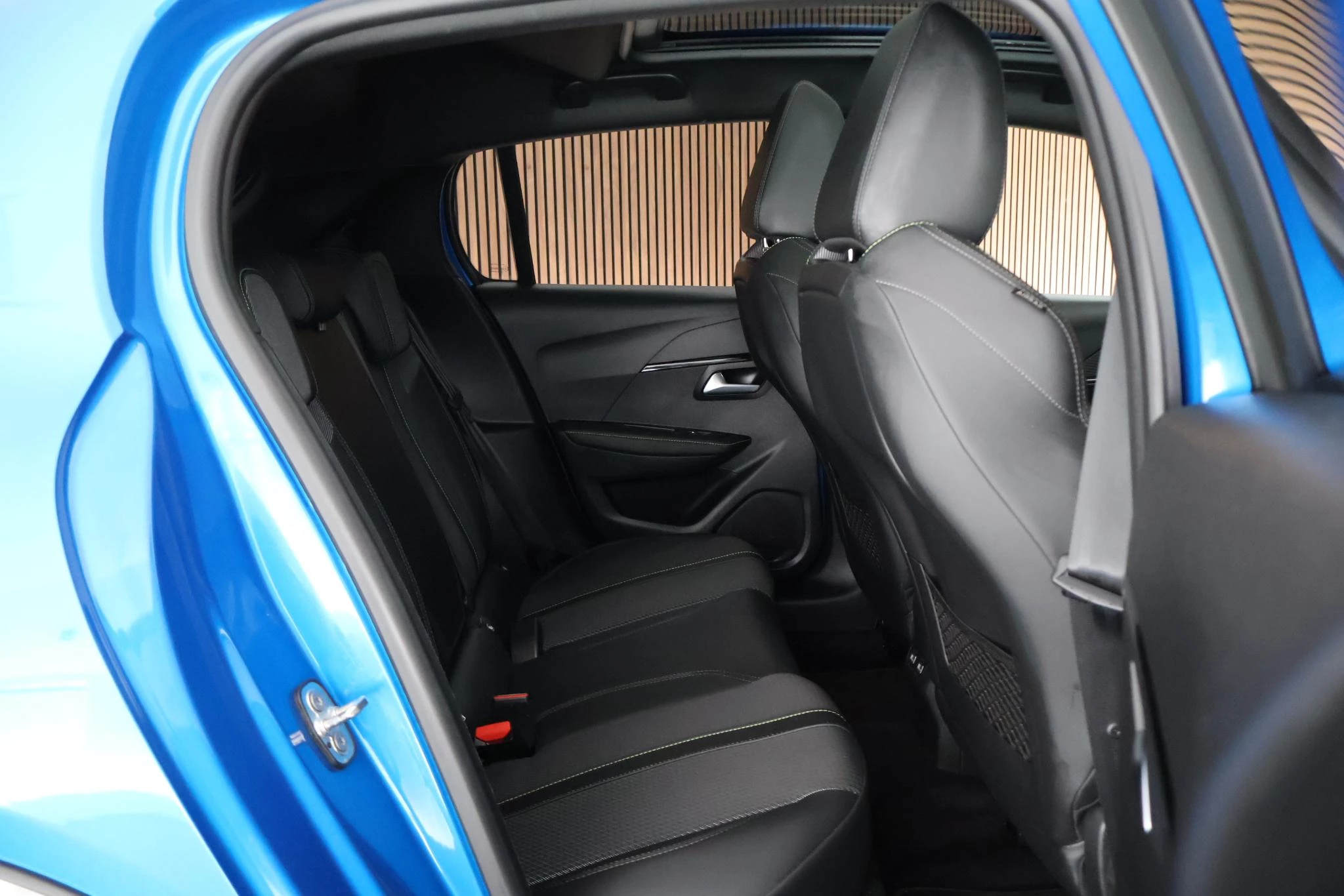 Hoofdafbeelding Peugeot e-208