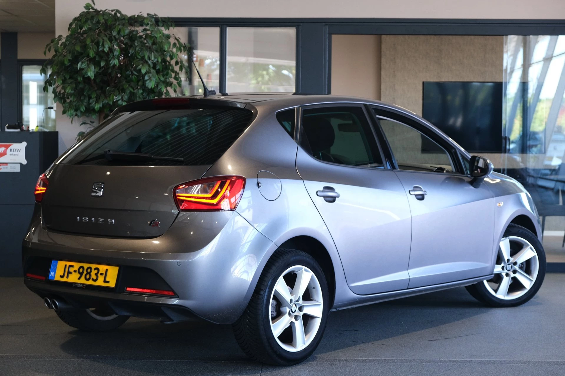 Hoofdafbeelding SEAT Ibiza