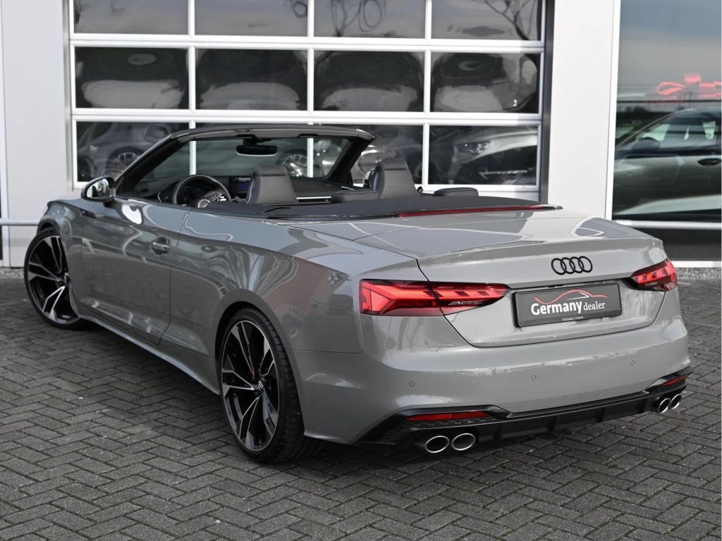 Hoofdafbeelding Audi S5