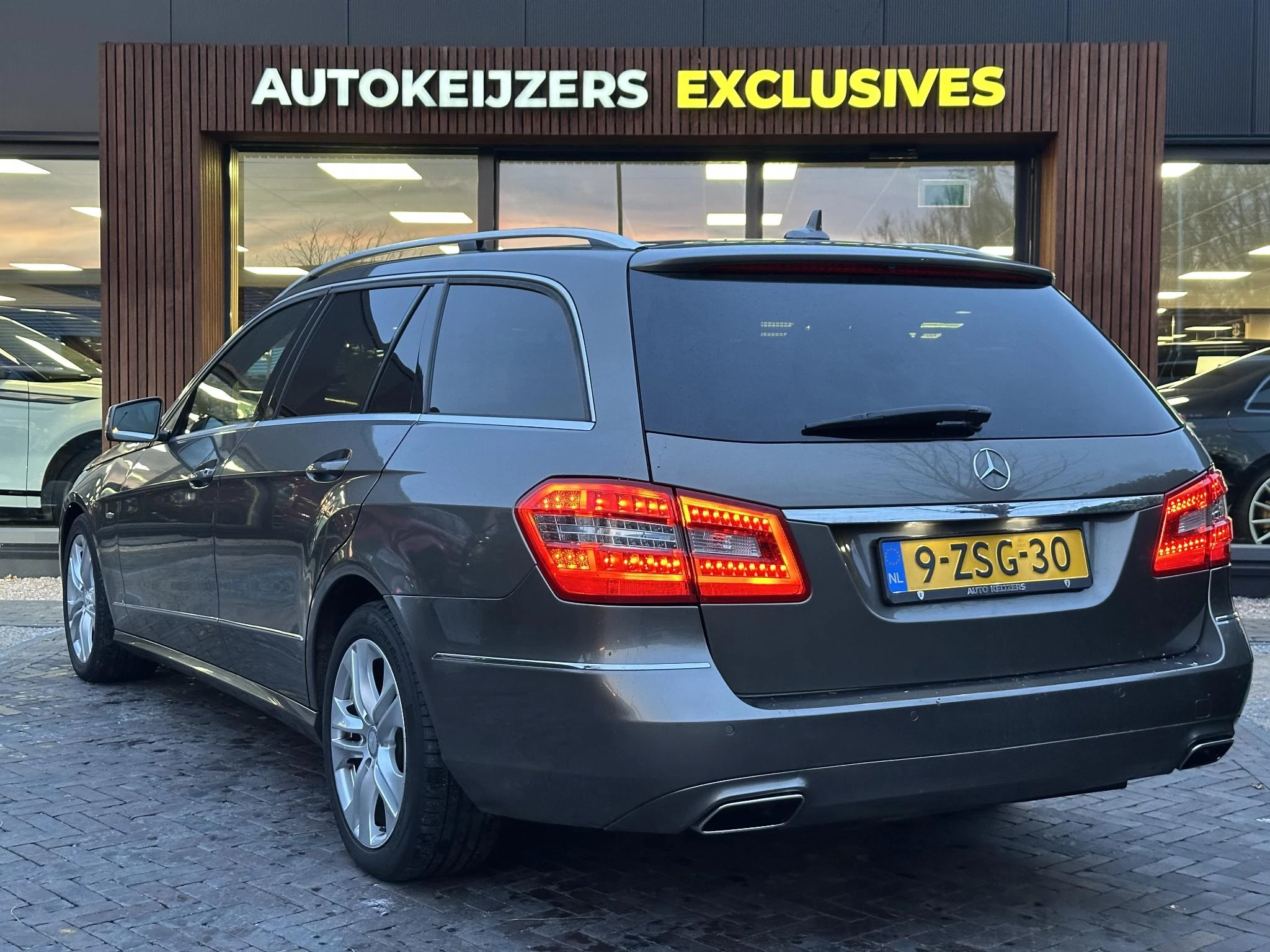 Hoofdafbeelding Mercedes-Benz E-Klasse