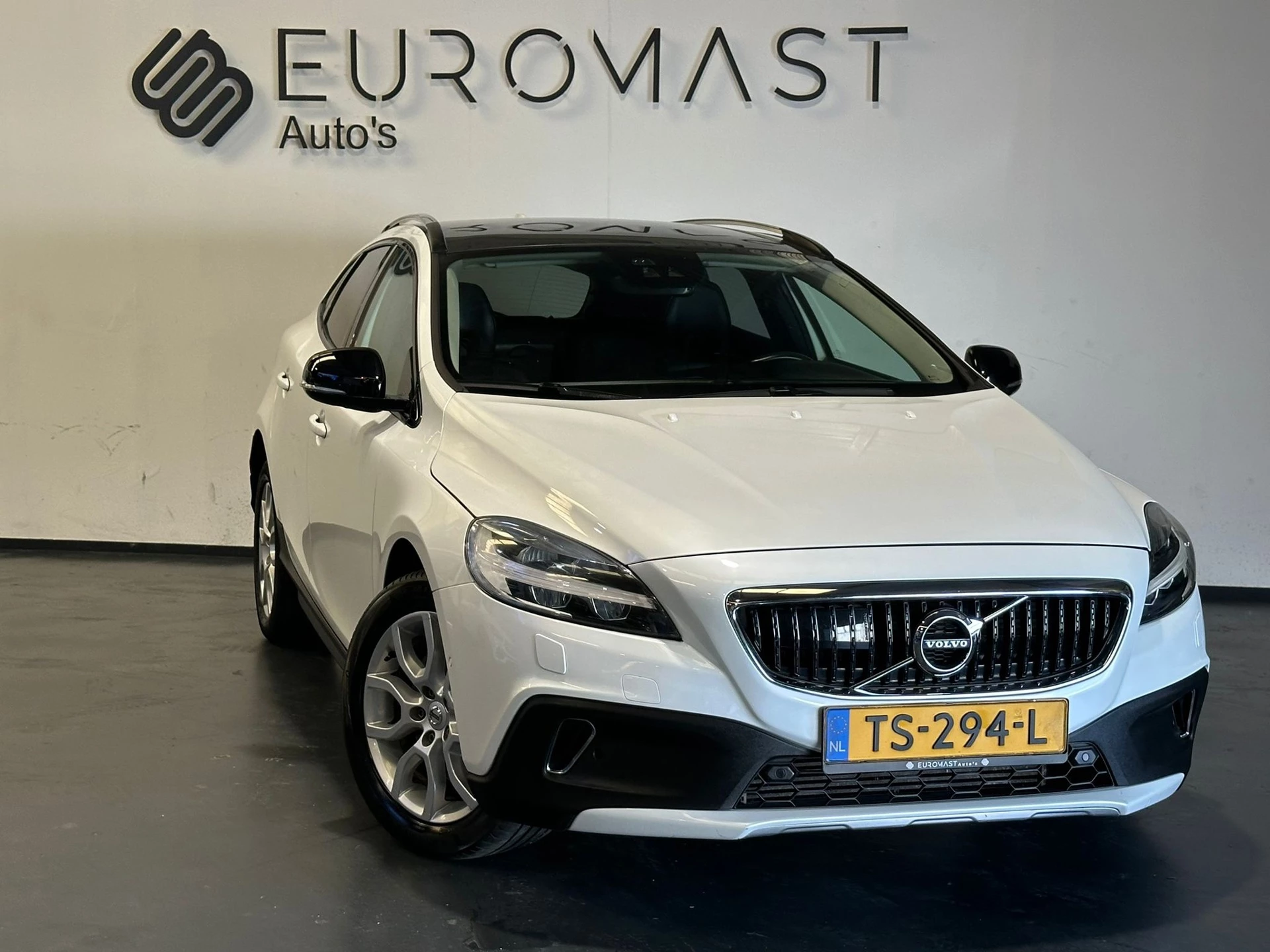 Hoofdafbeelding Volvo V40
