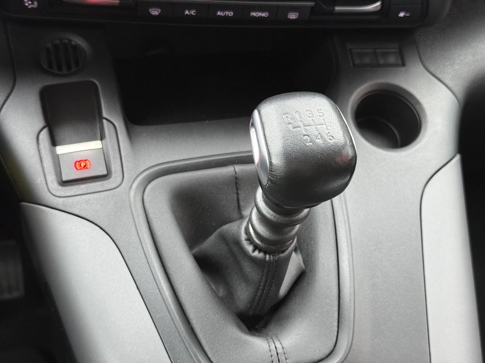 Hoofdafbeelding Toyota ProAce