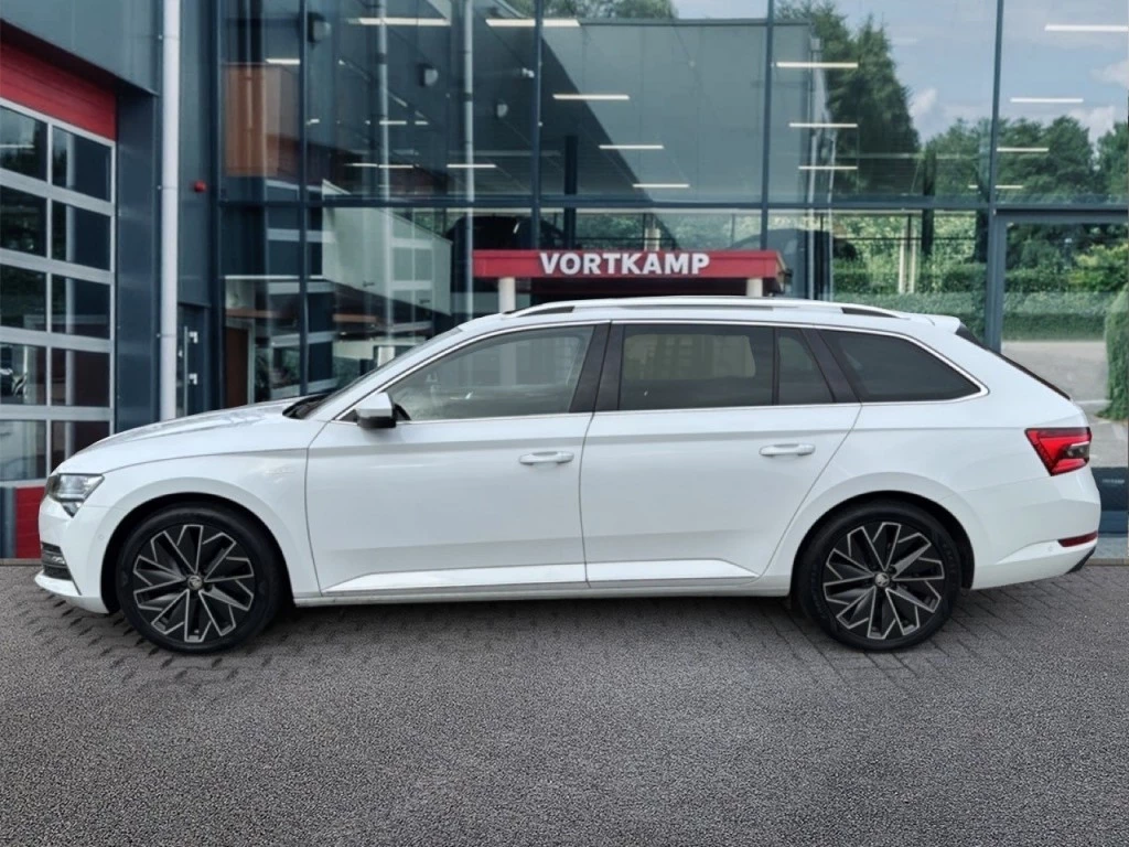 Hoofdafbeelding Škoda Superb