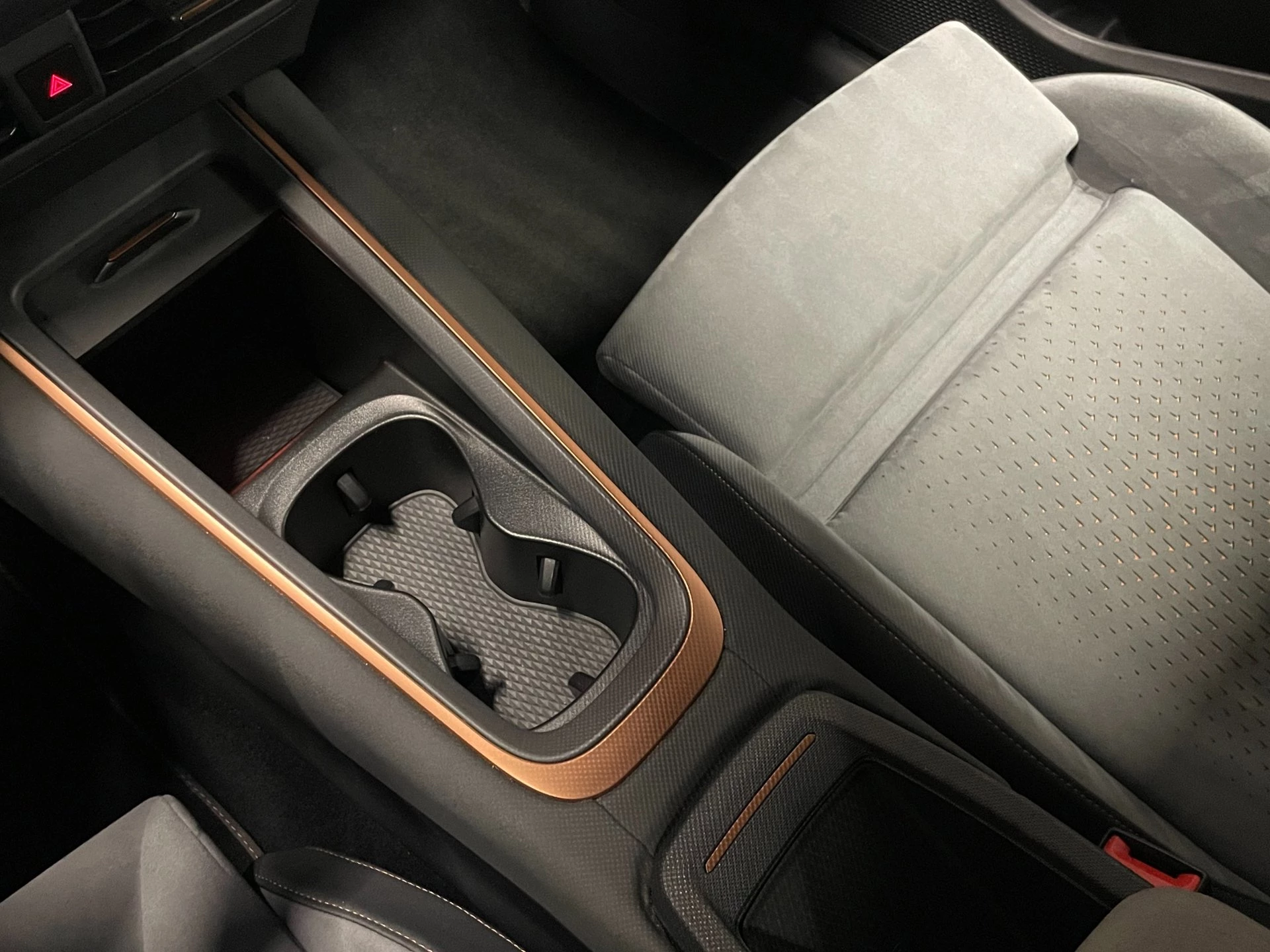 Hoofdafbeelding CUPRA Born