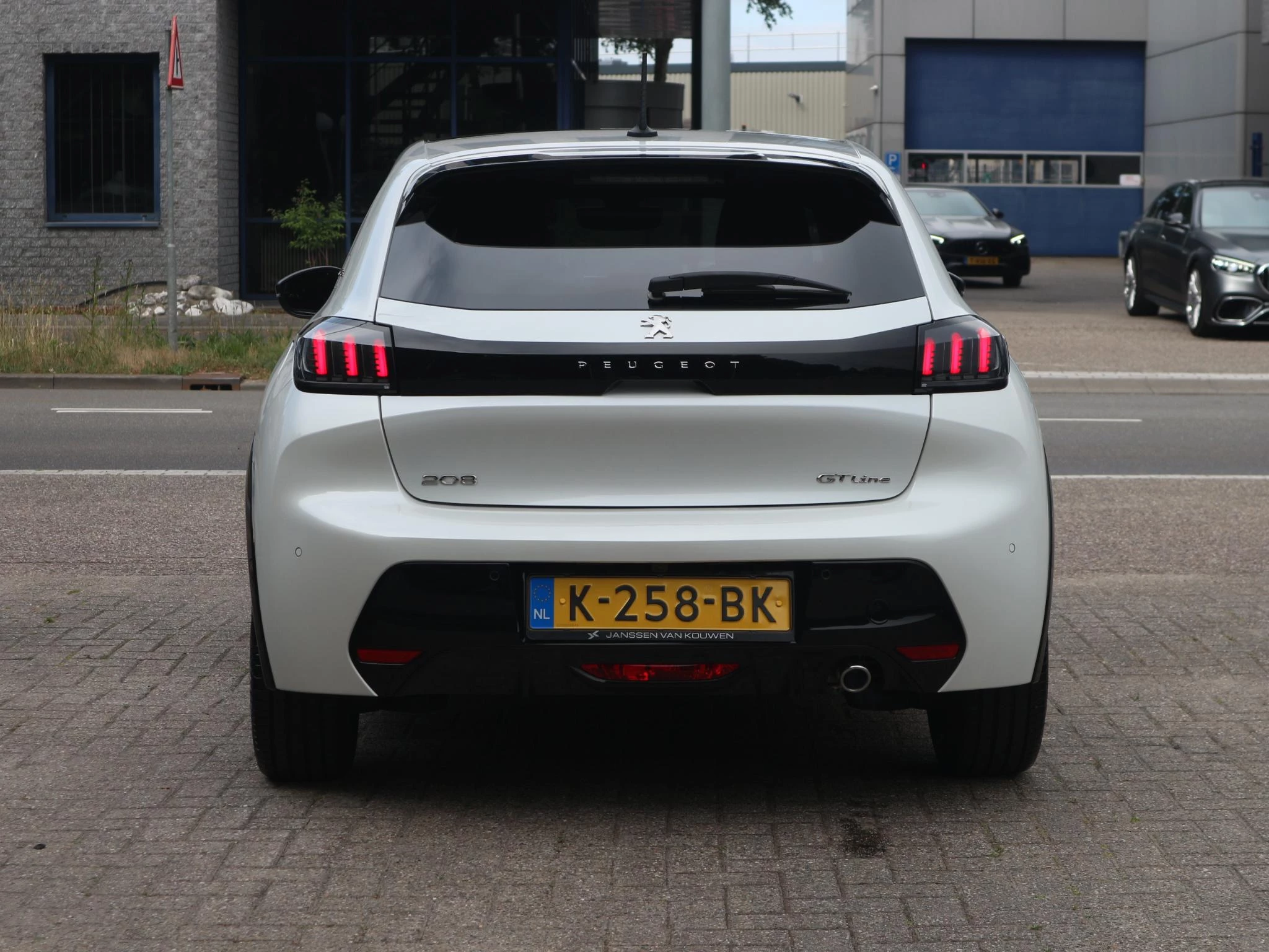 Hoofdafbeelding Peugeot 208