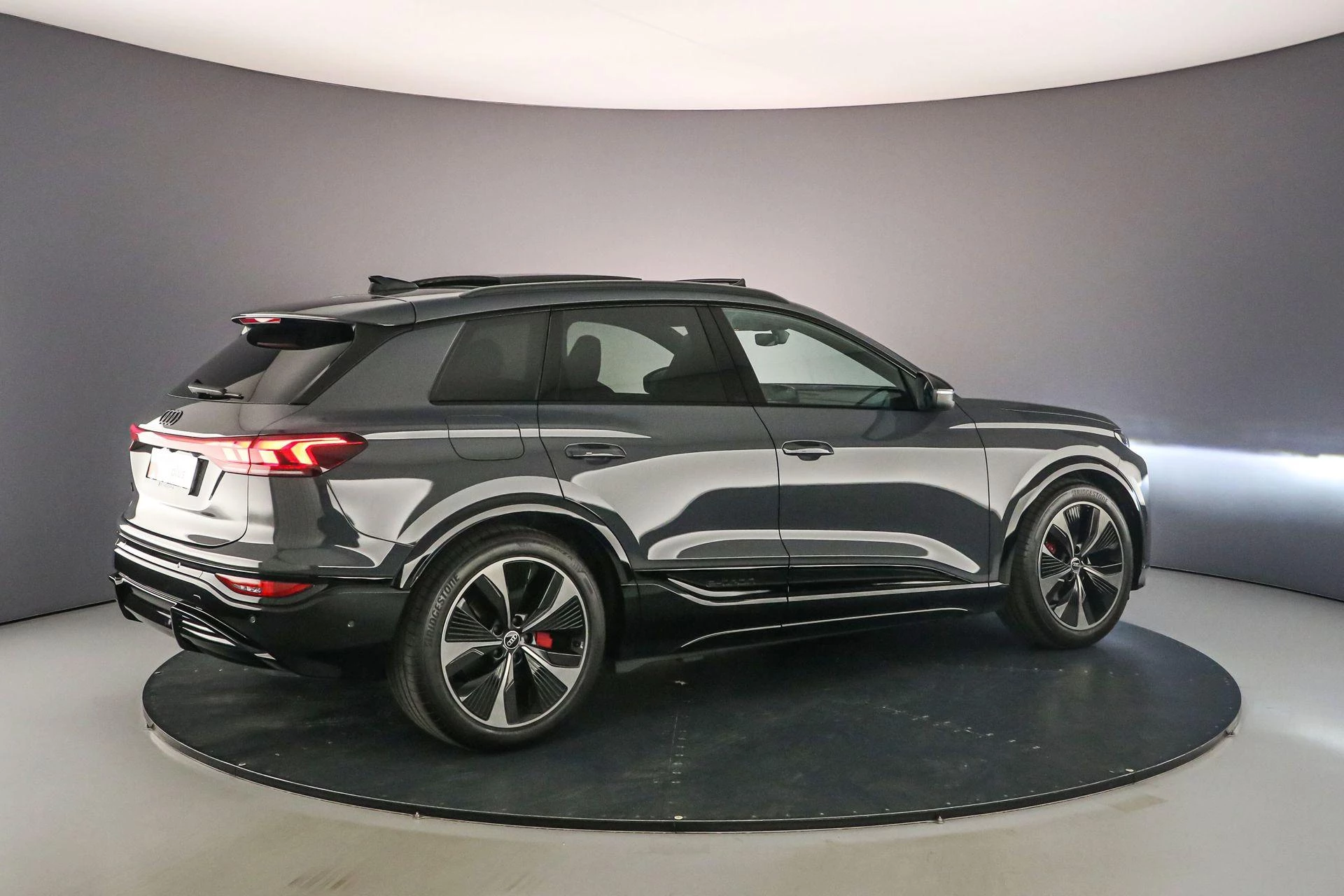 Hoofdafbeelding Audi Q6 e-tron