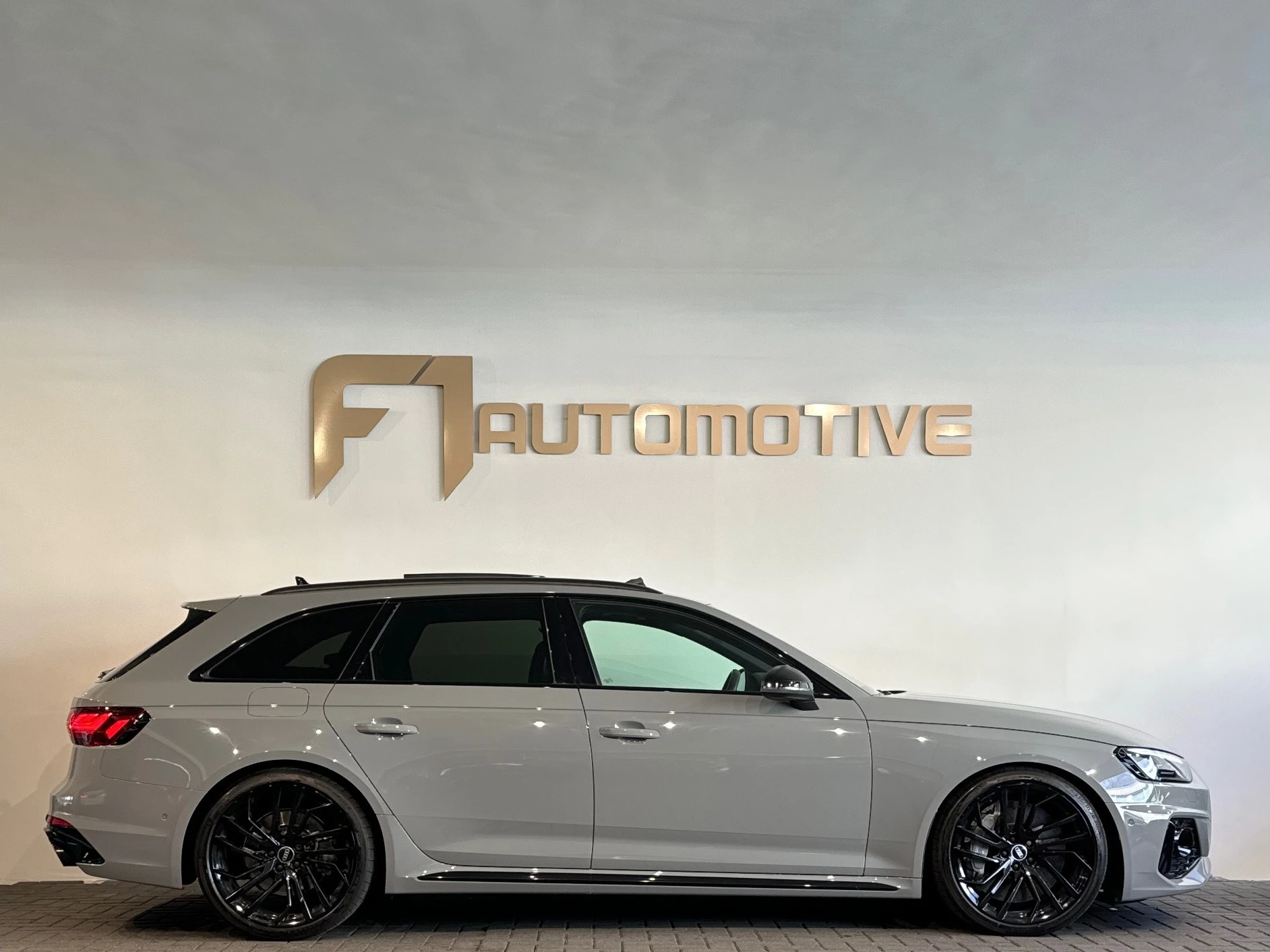 Hoofdafbeelding Audi RS4