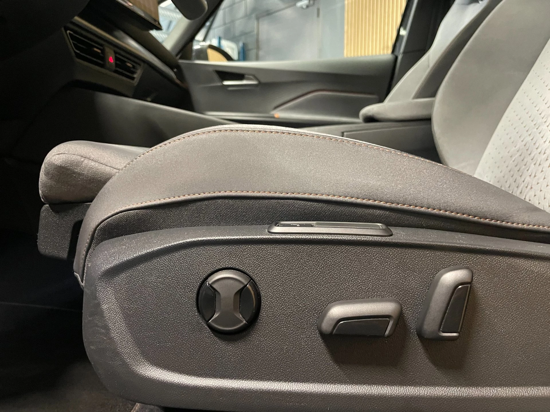 Hoofdafbeelding CUPRA Born