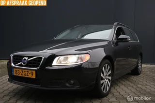 Hoofdafbeelding Volvo V70 Volvo V70 1.6 T4 Momentum AUTOMAAT/XENON/LEDER/ECC/NAP