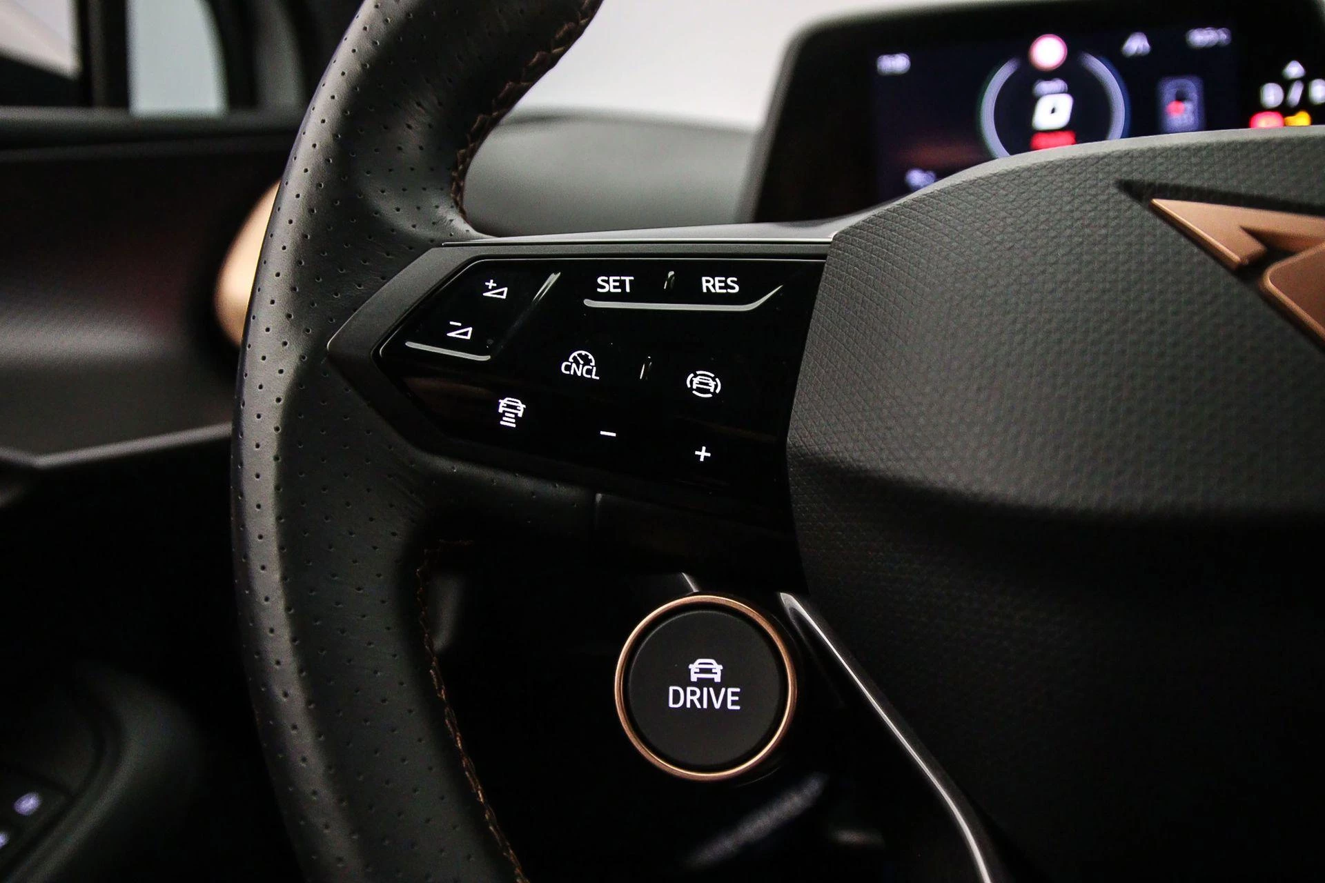 Hoofdafbeelding CUPRA Tavascan