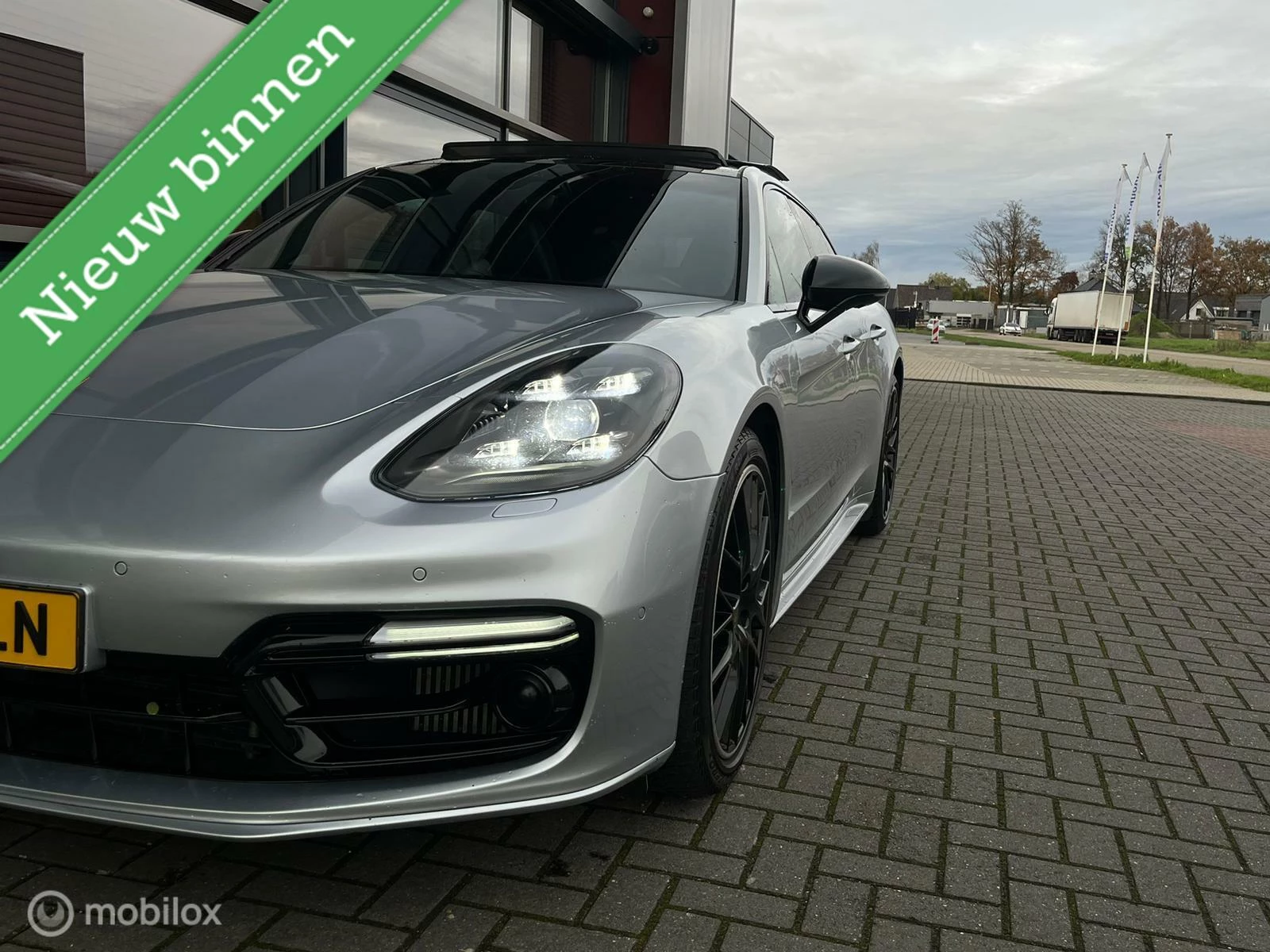 Hoofdafbeelding Porsche Panamera