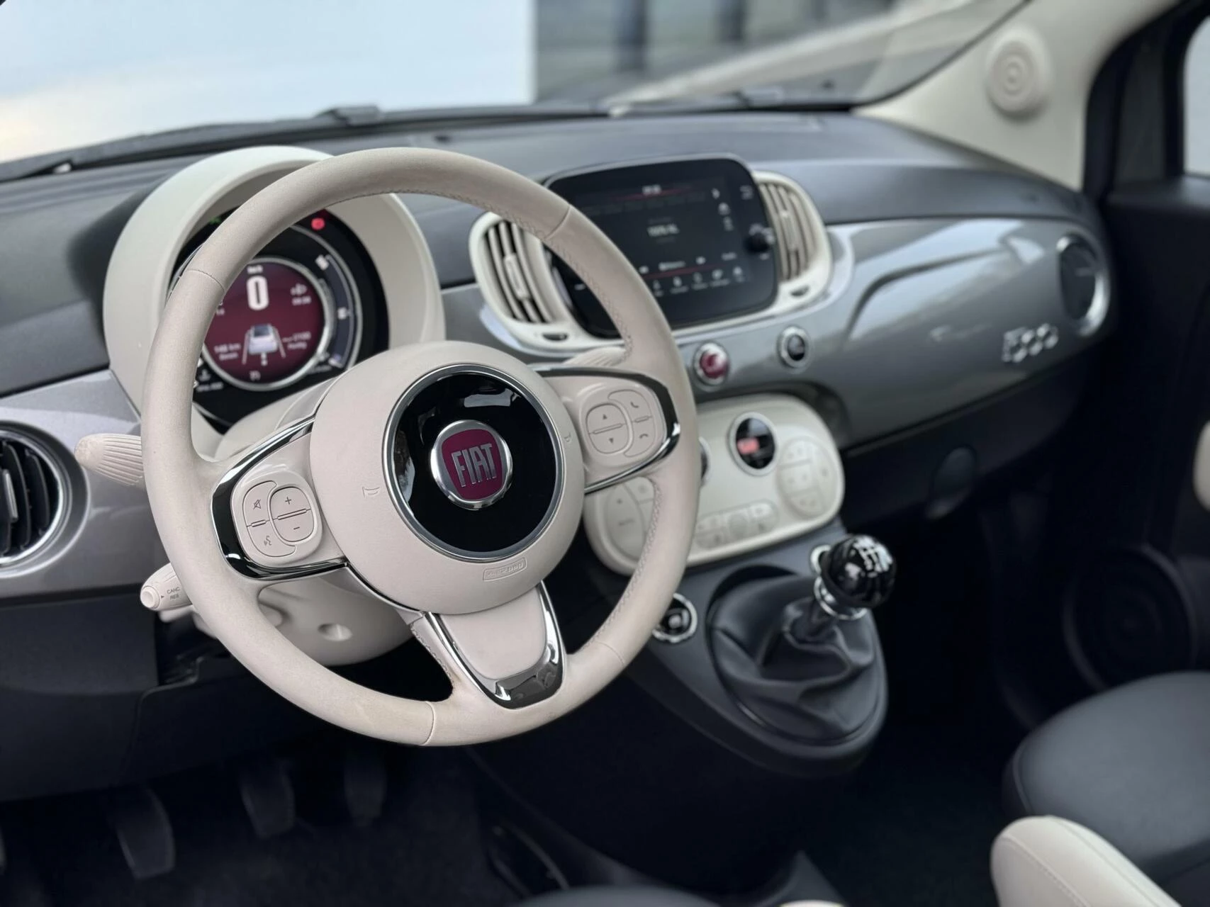 Hoofdafbeelding Fiat 500C